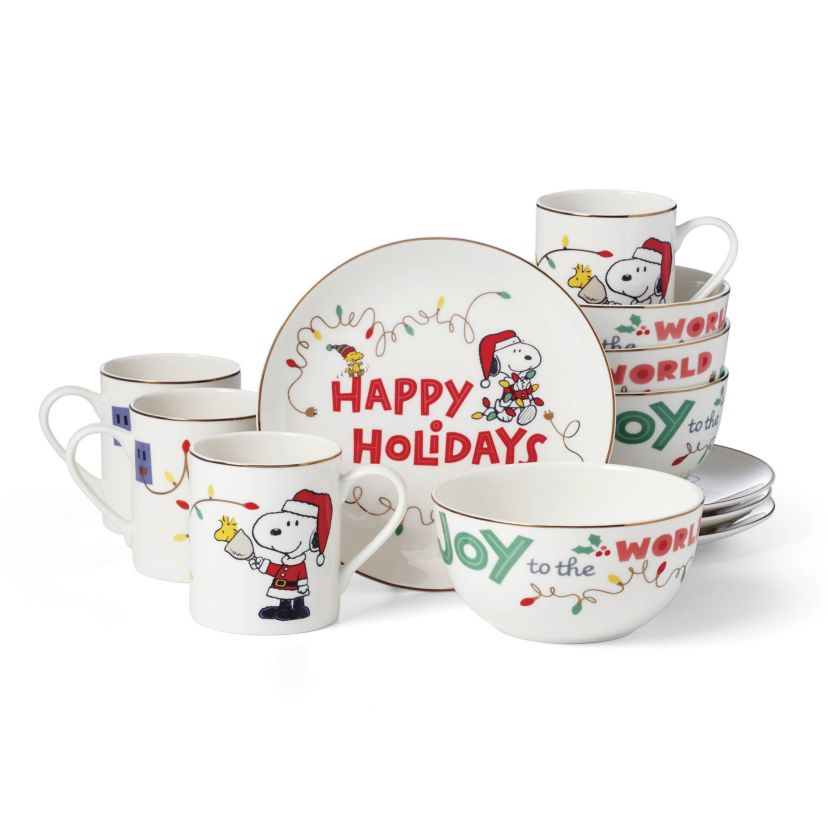 Snoopy Christmas 12-Piece Dessert Set