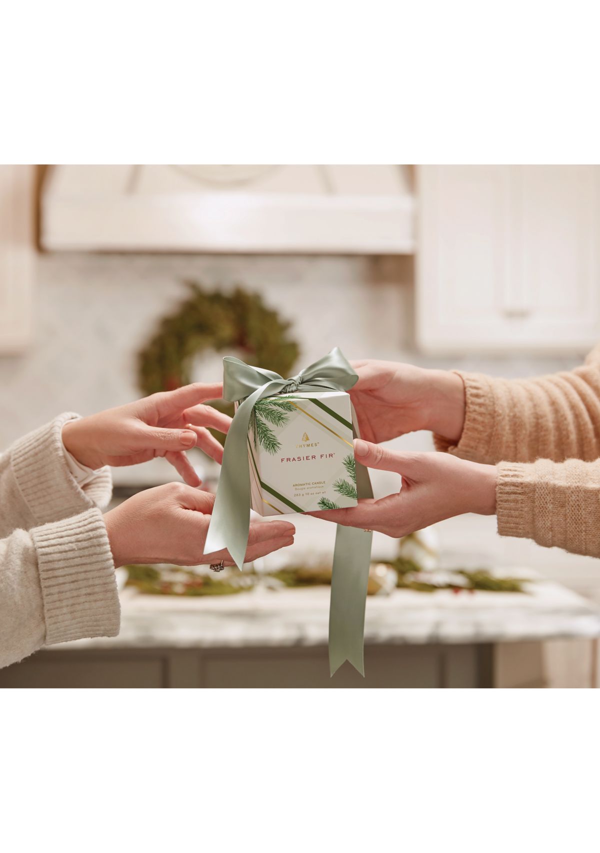 Frasier Fir Frosted Plaid 6.5 oz Poured Candle