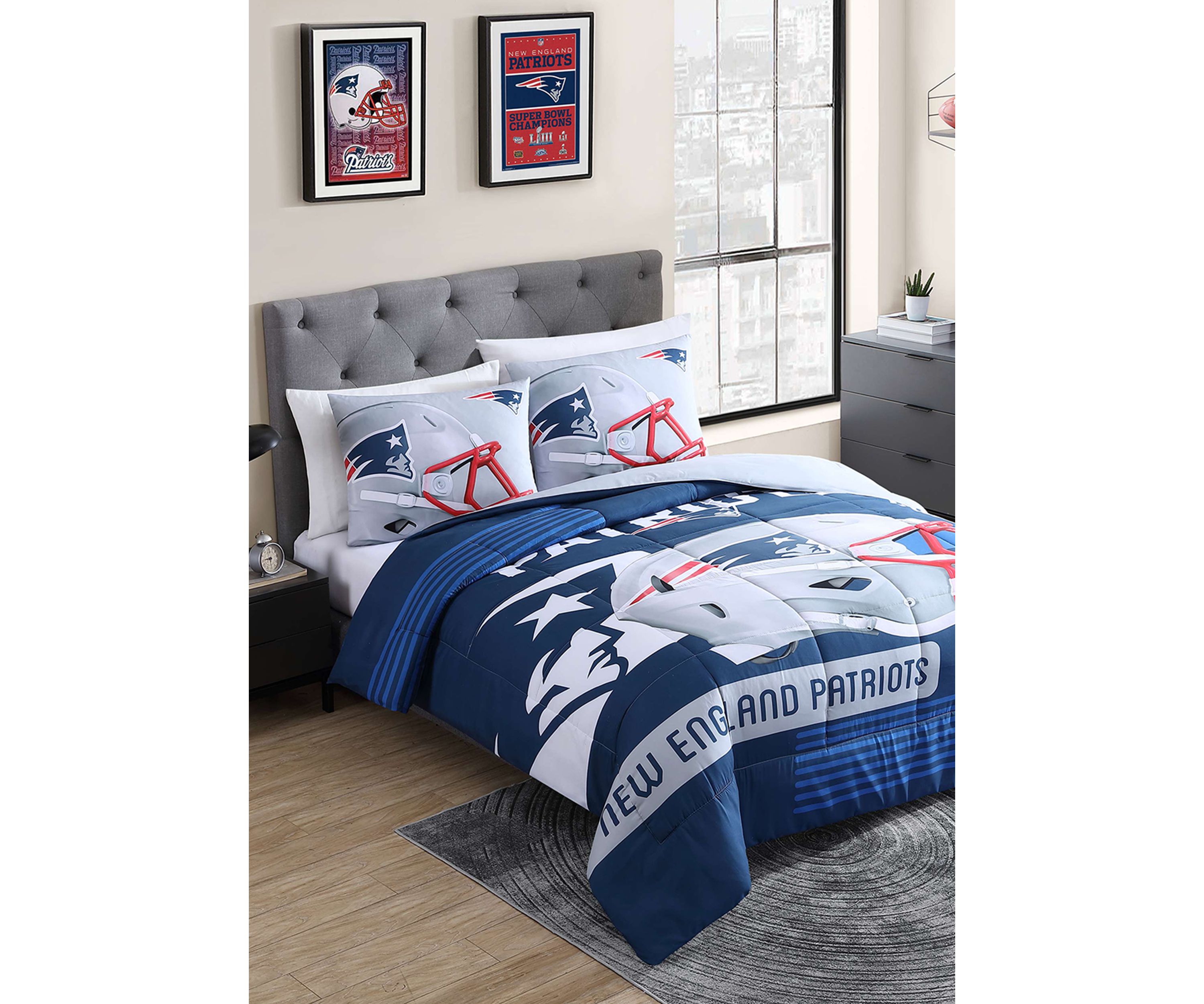 NFL New England Patriots Officially Licensed 2021 Season Comforter and Pillow Sham Set