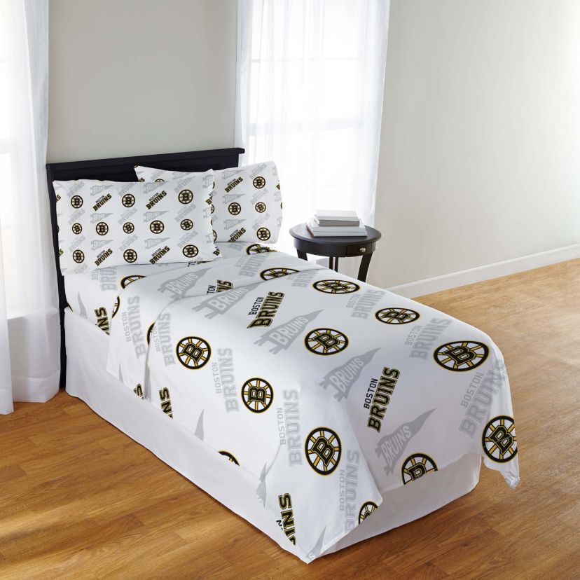 NHL Officially Licenced Boston Bruins Sheet Set