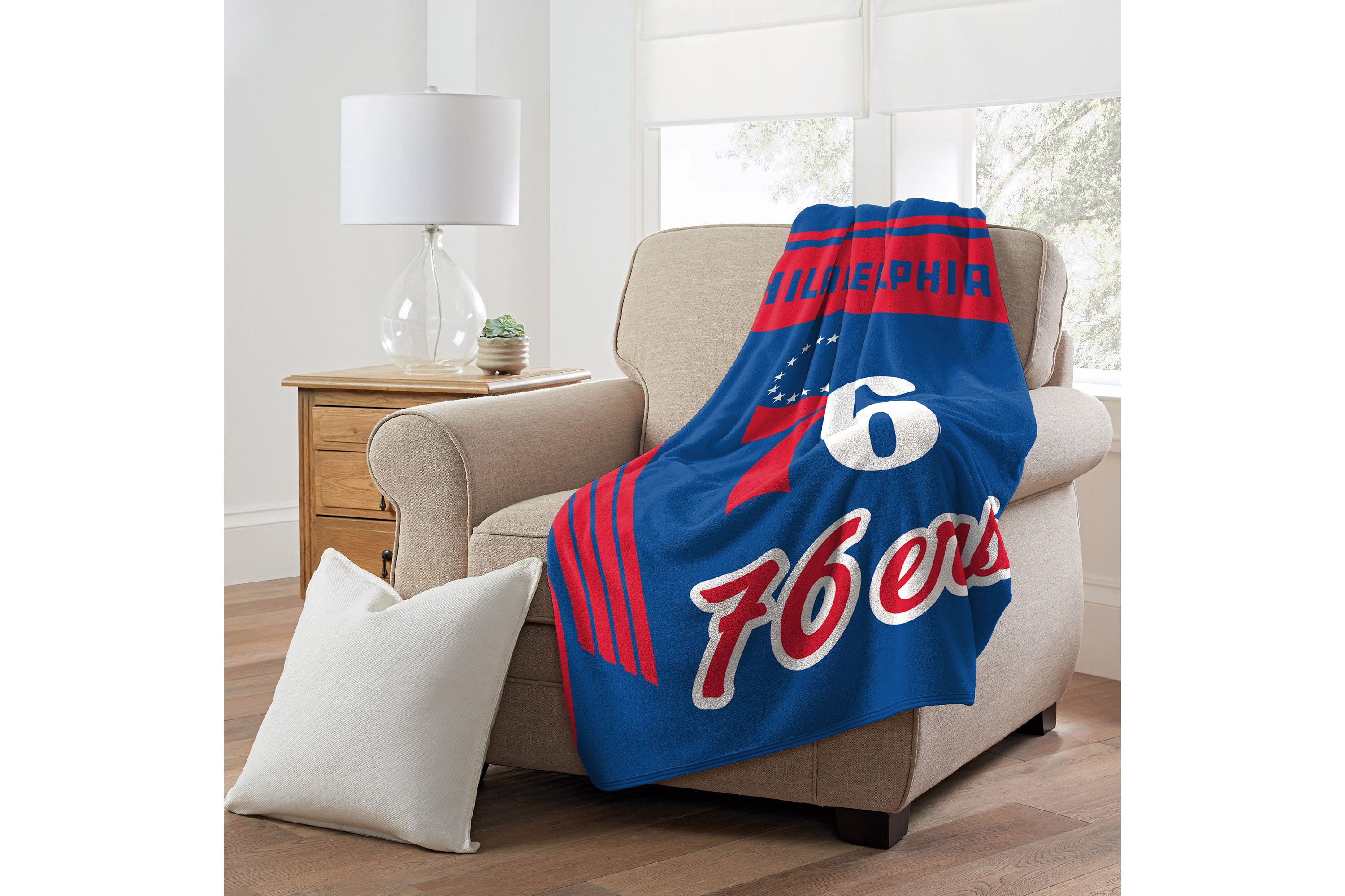 NBA Officially Licensed Philadelphia 76ers 46" x 60" Microfiber Throw Blanket