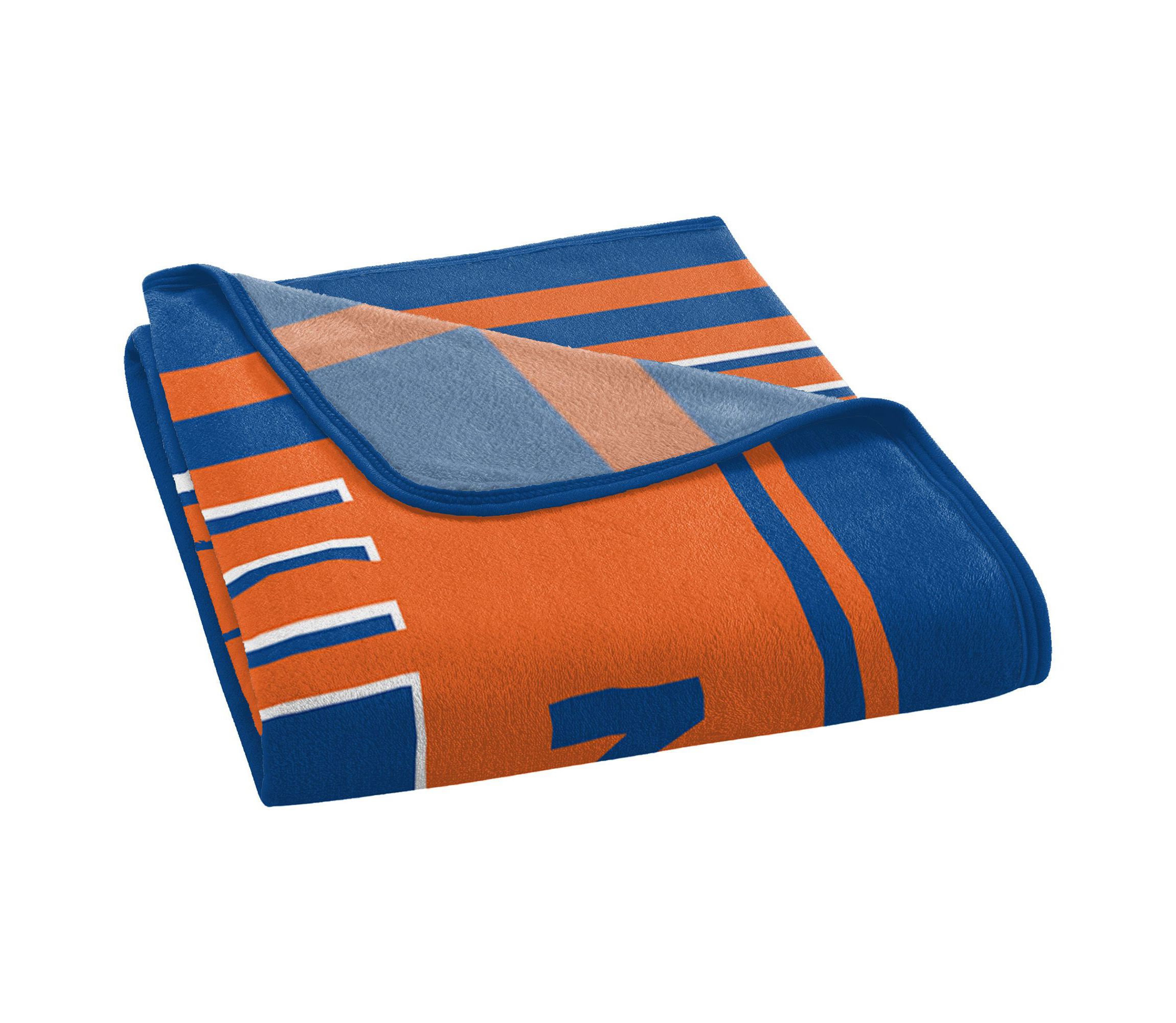 NBA Officially Licensed New York Knicks 46" x 60" Microfiber Throw Blanket