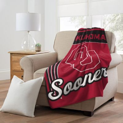 The Northwest Group NCAA Officially Licensed Oklahoma Sooners 46" x 60" Microfiber Throw Blanket