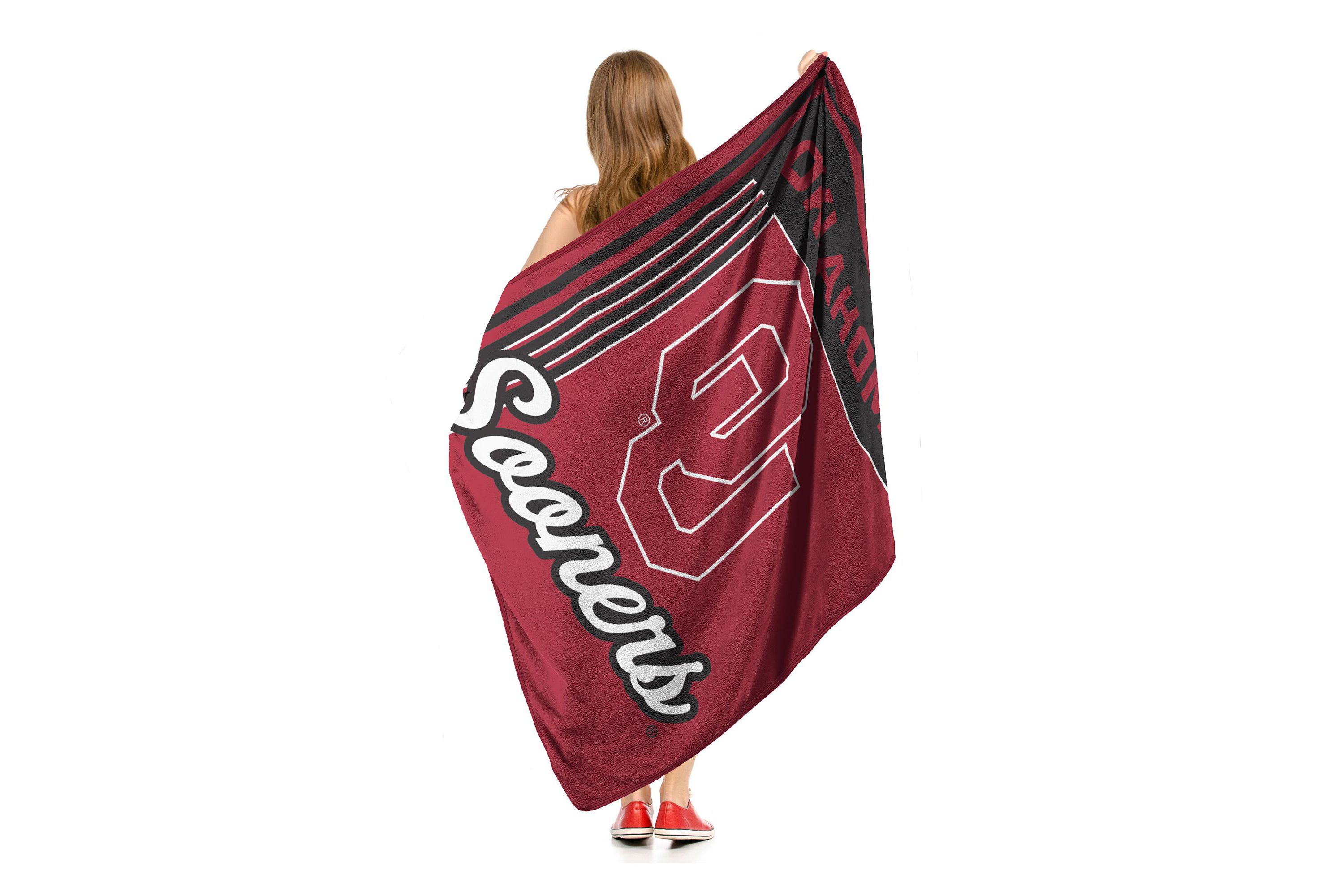 NCAA Officially Licensed Oklahoma Sooners 46" x 60" Microfiber Throw Blanket