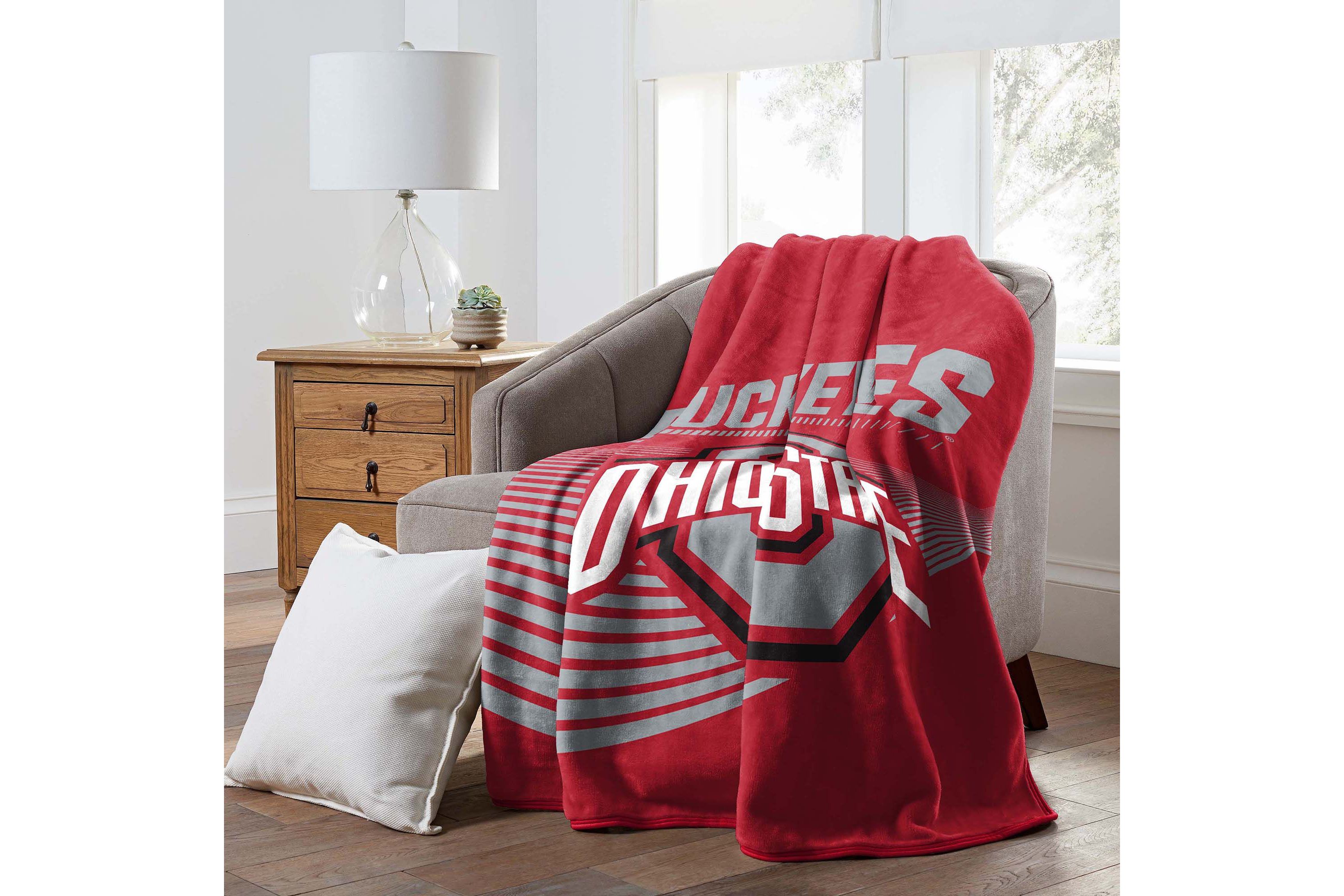 NCAA Officially Licenced Ohio State Buckeyes 60" x 80" Raschel Throw Blanket