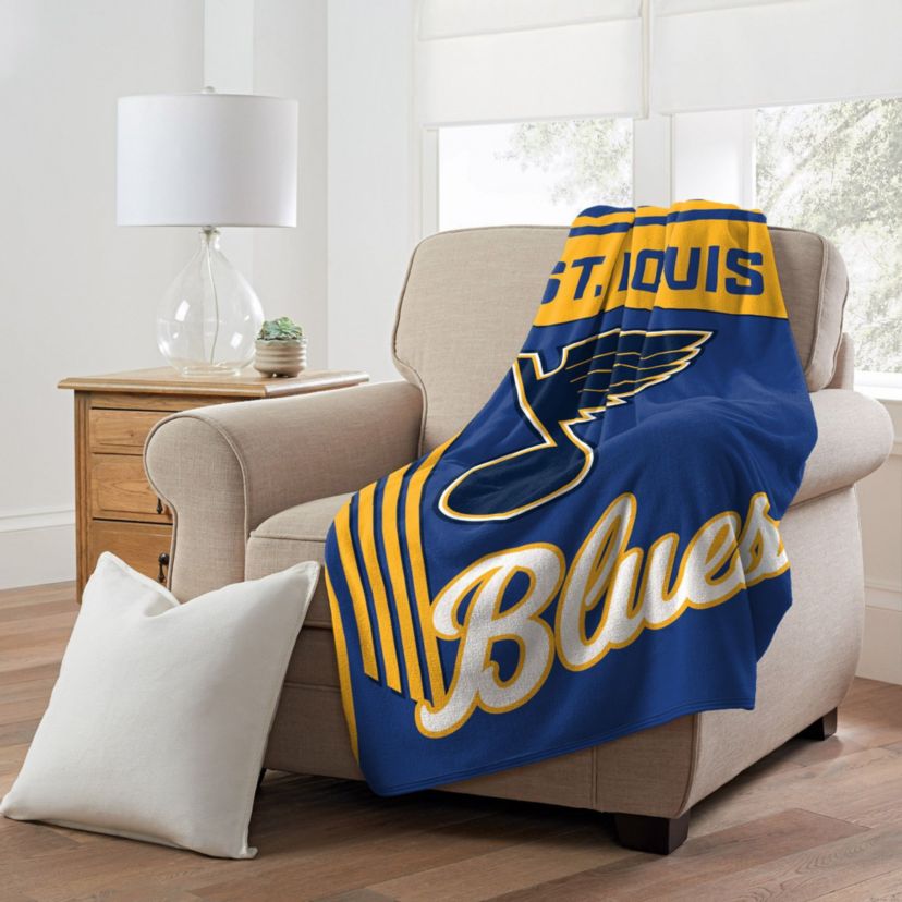 NHL Officially Licensed St. Louis Blues 46" x 60" Microfiber Throw Blanket