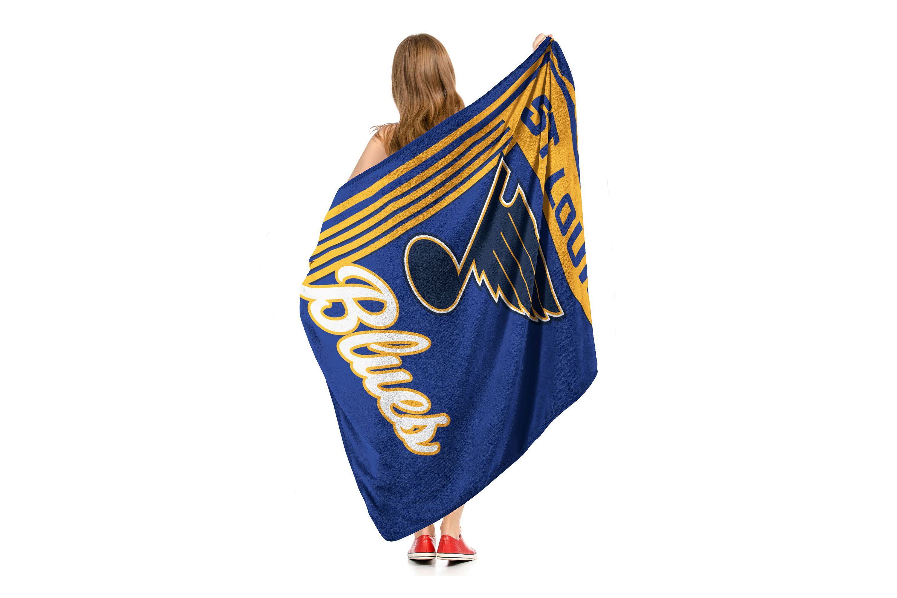NHL Officially Licensed St. Louis Blues 46" x 60" Microfiber Throw Blanket