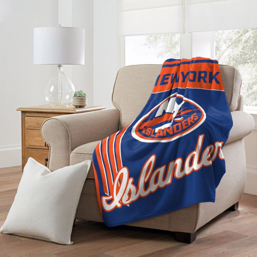 NHL Officially Licensed New York Islanders 46" x 60" Microfiber Throw Blanket