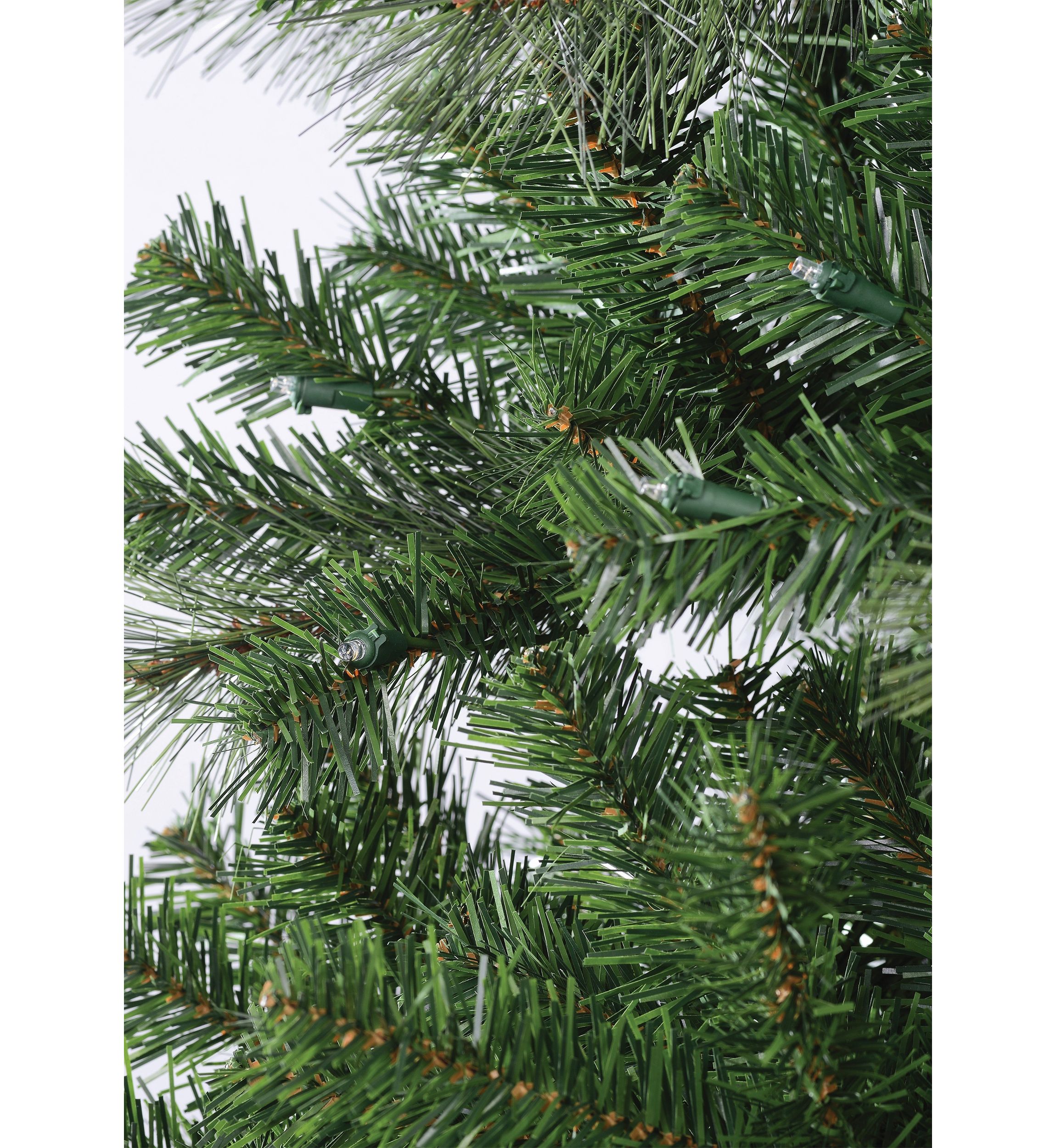 9 Foot Pre Lit Green Christmas Tree