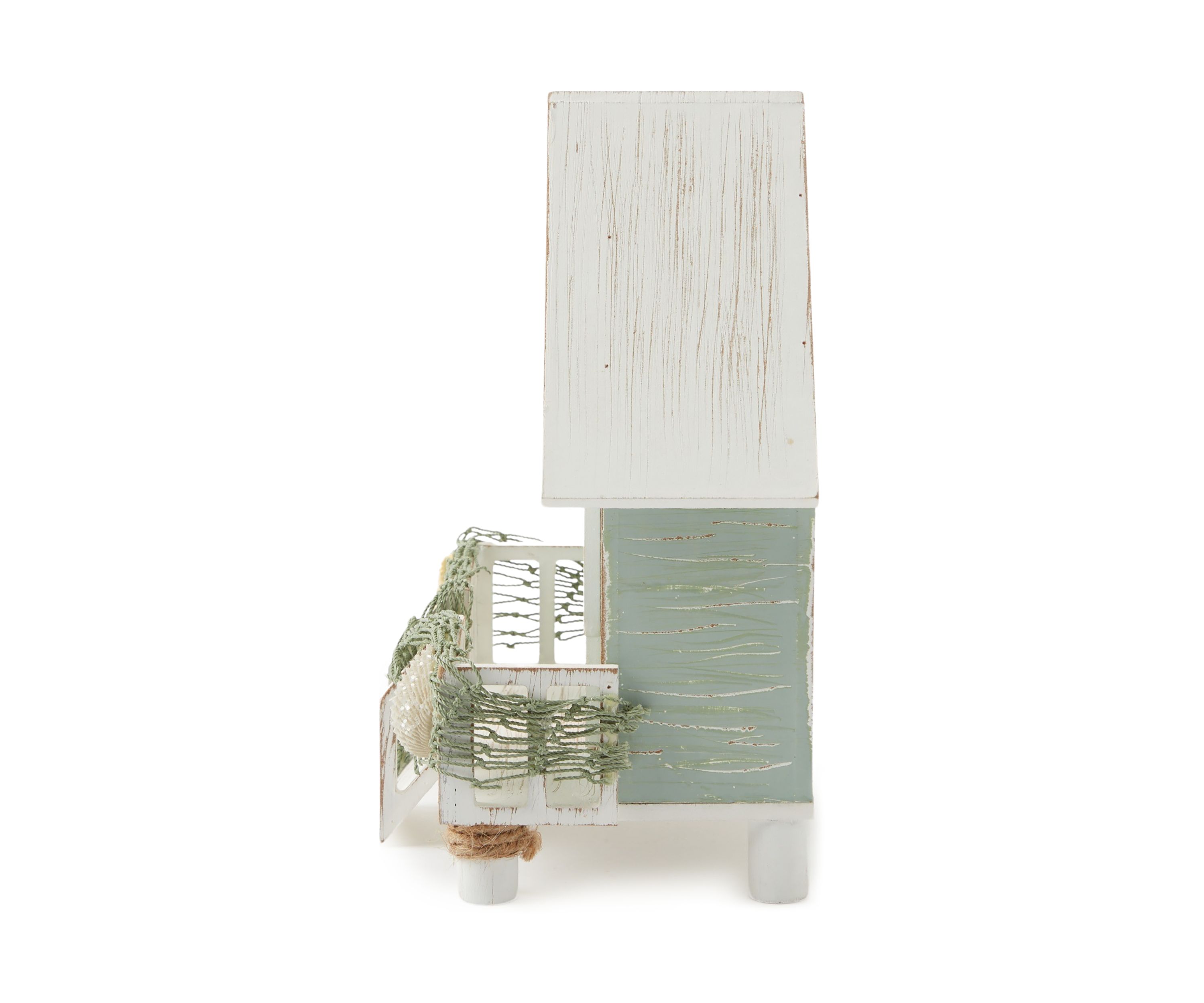 Wintery Beach Hut 