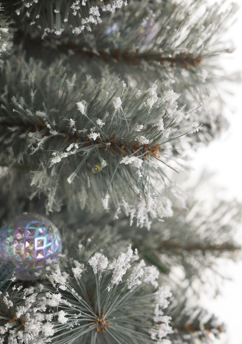 4 Pre Lit Glitter Finish Gnome Light Tree