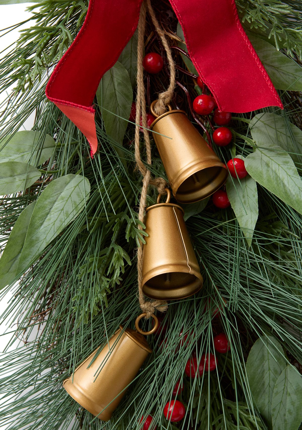 Pine and Berry Holiday Swag 