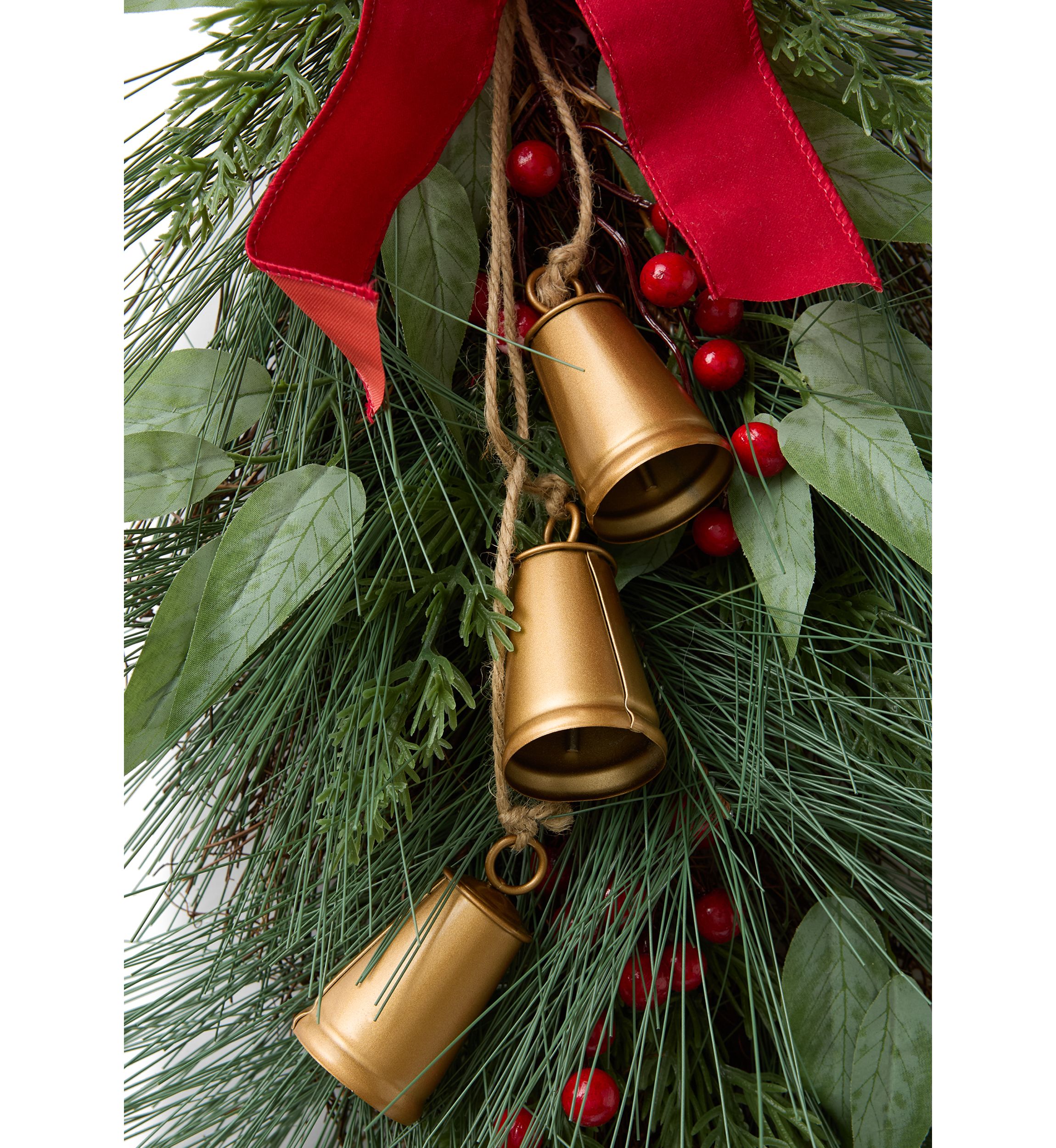 Pine and Berry Holiday Swag 