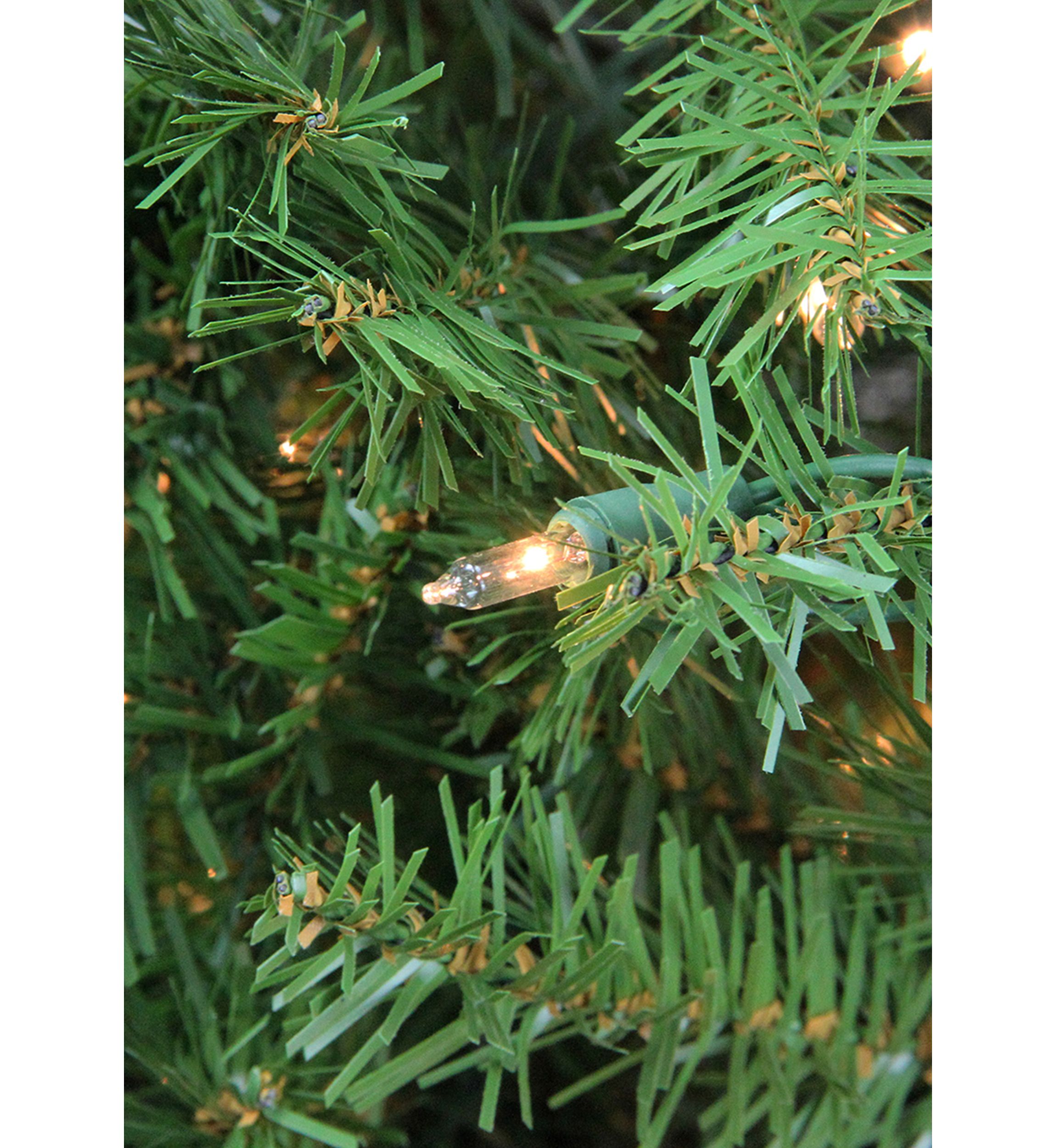 6.5 Pre-Lit Full Artificial Northern Pine Christmas Tree - Clear Lights