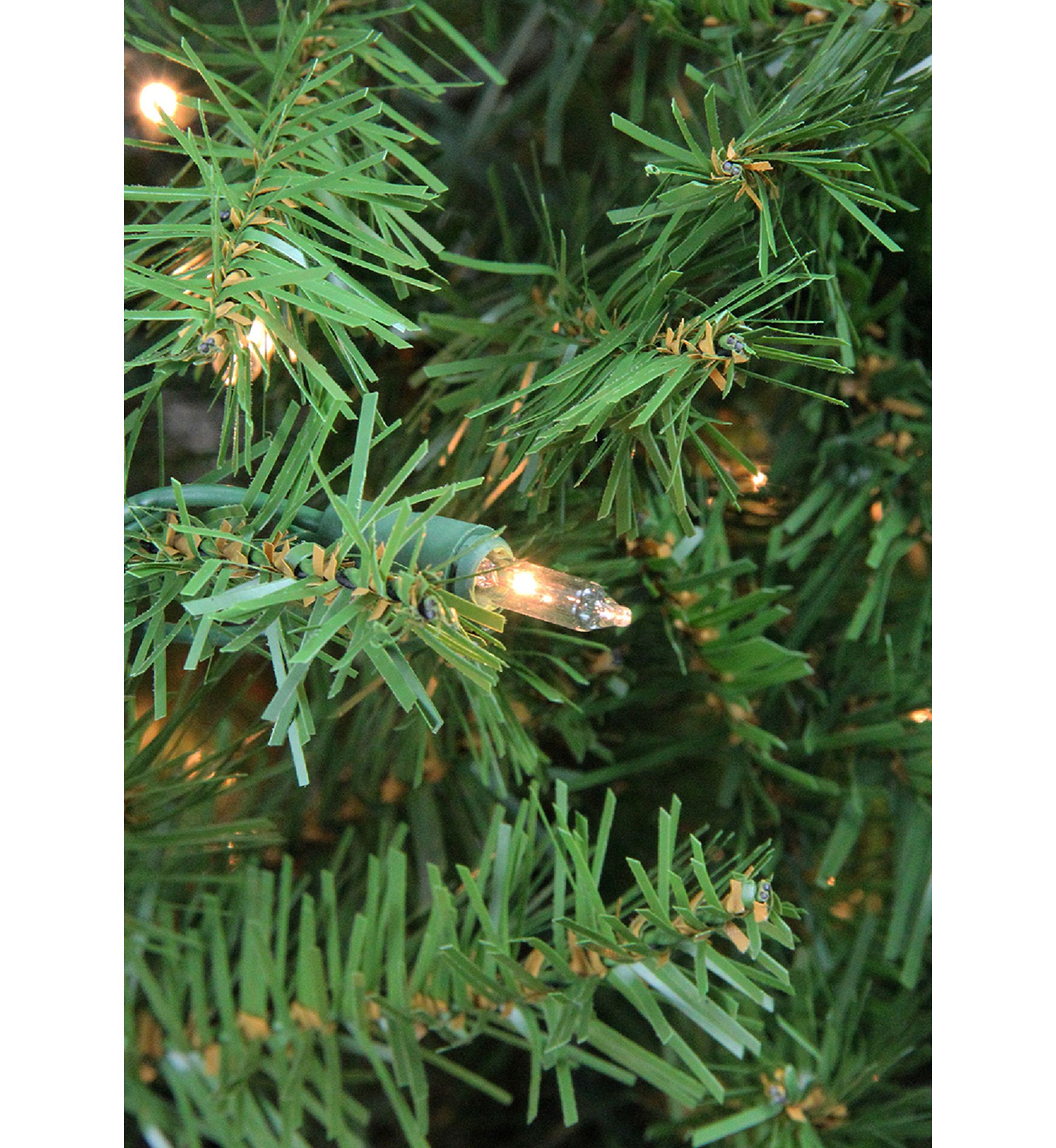 6.5 Pre-Lit Full Artificial Northern Pine Christmas Tree - Clear Lights