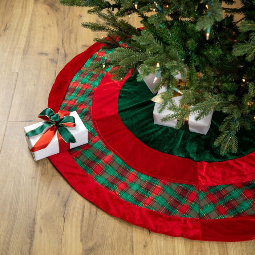 48inch Red and Green Plaid Velveteen Christmas Tree Skirt