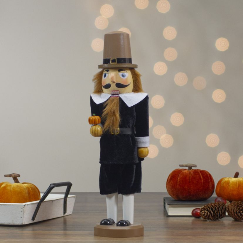 14-Inch Pilgrim Man Wooden Fall Harvest Thanksgiving Nutcracker