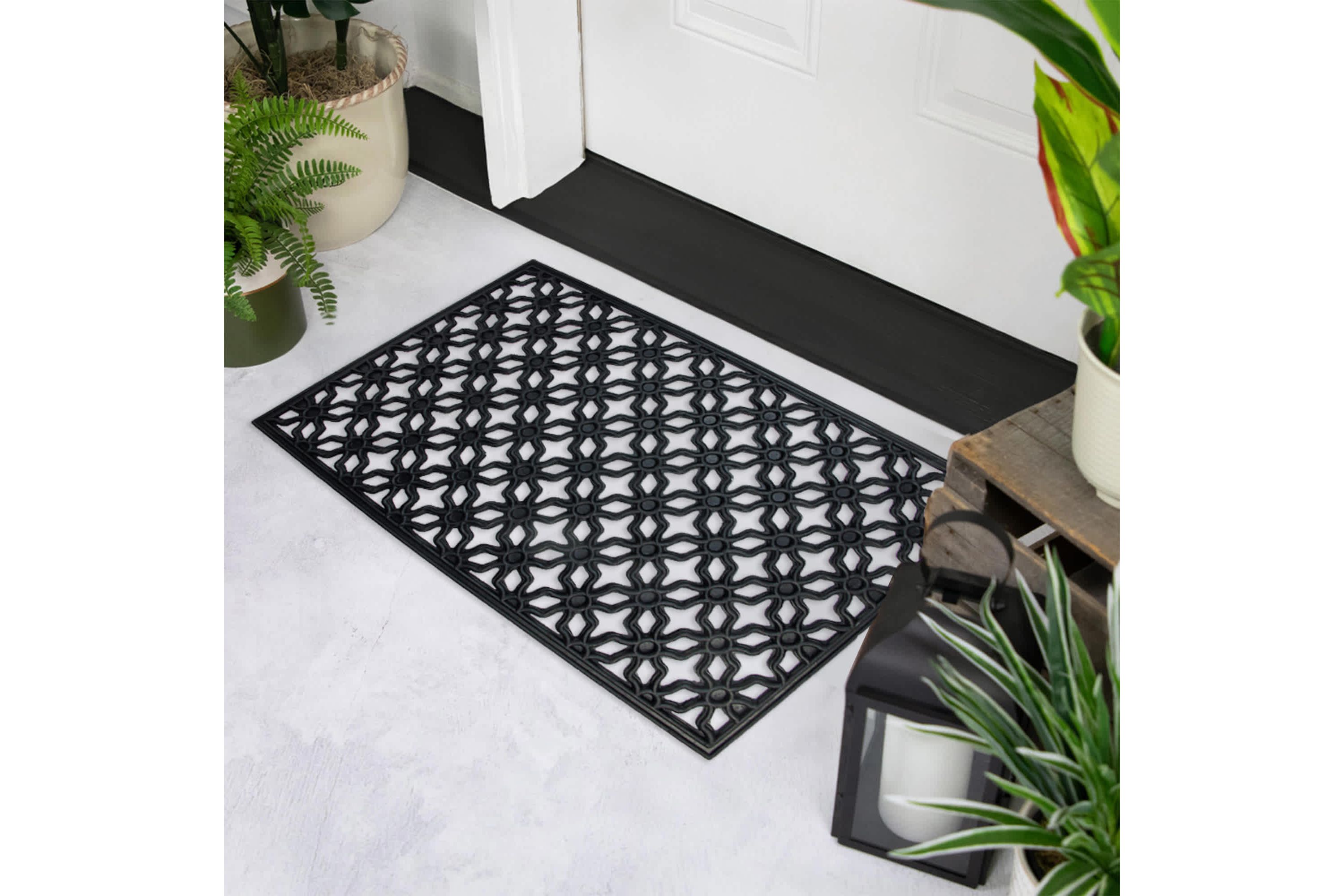 Elegant Quatrefoil Rectangular Door Mat 30" x 18"