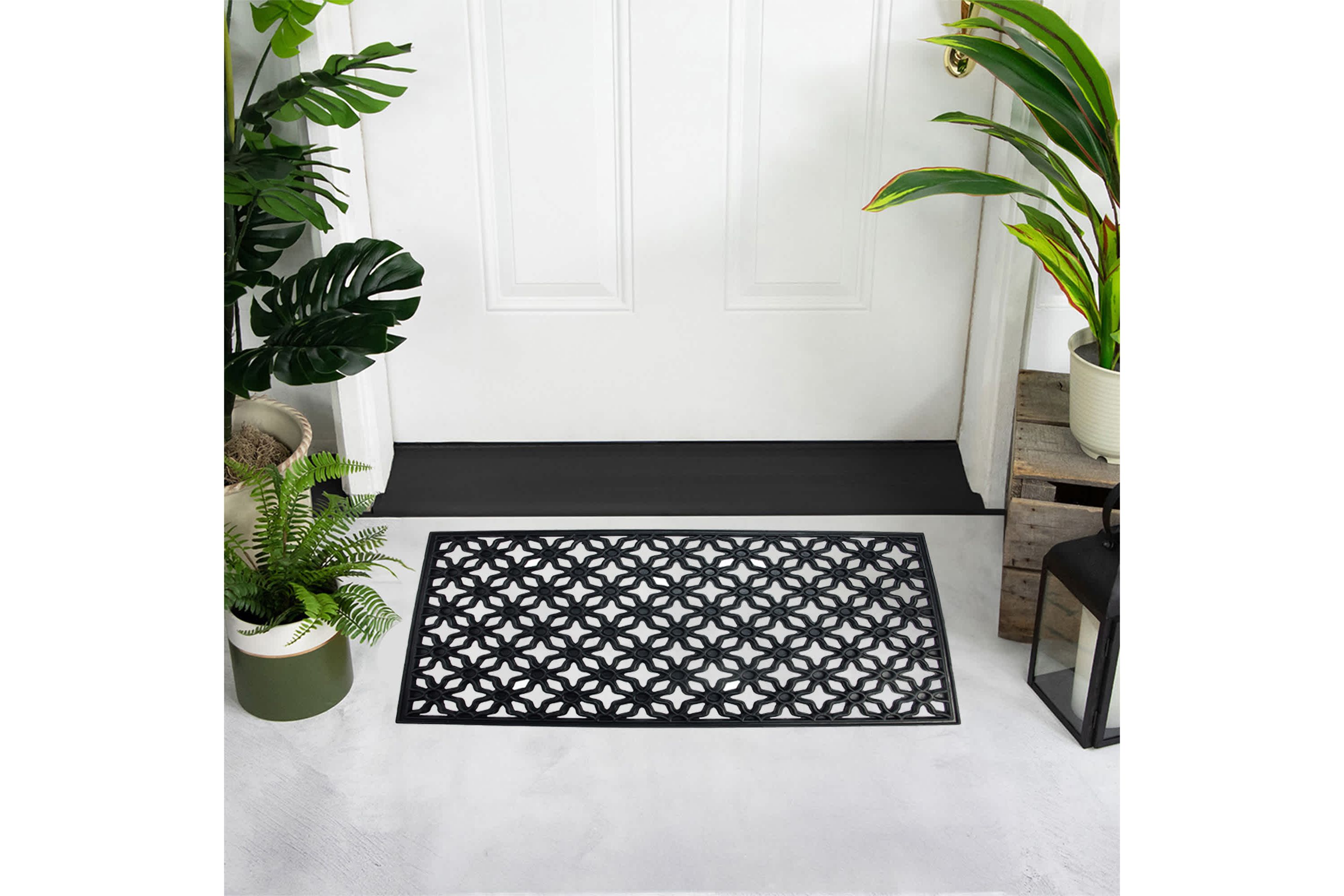 Elegant Quatrefoil Rectangular Door Mat 30" x 18"