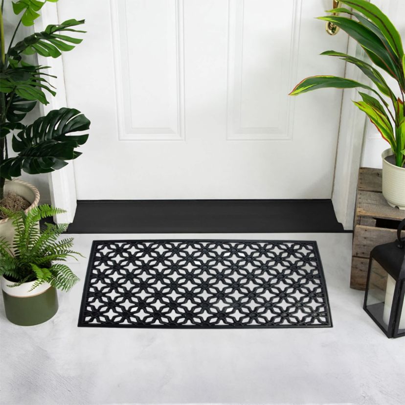 Elegant Quatrefoil Rectangular Door Mat 30" x 18"