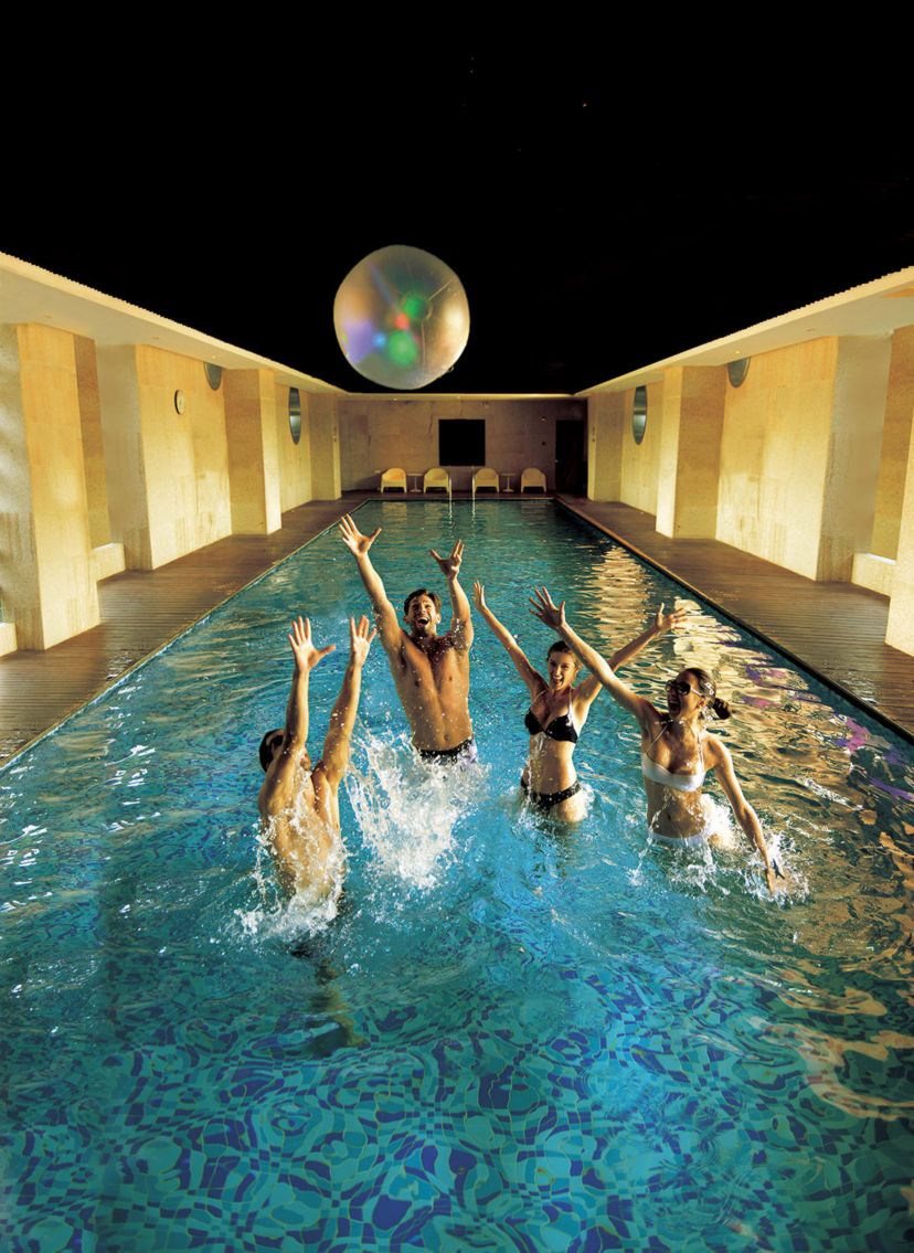 16.5" Inflatable LED Color Changing Pool Beach Ball