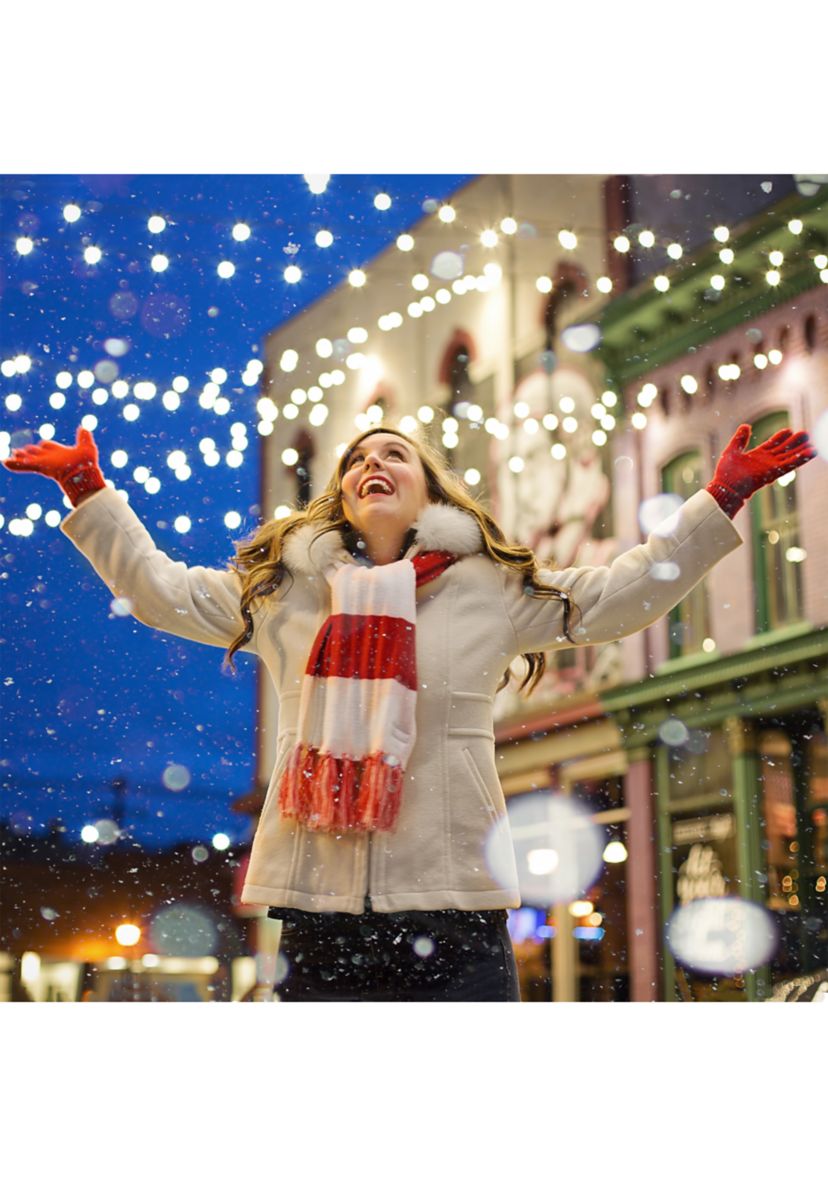 25 Warm White LED C9 Christmas Lights - 16 ft Green Wire