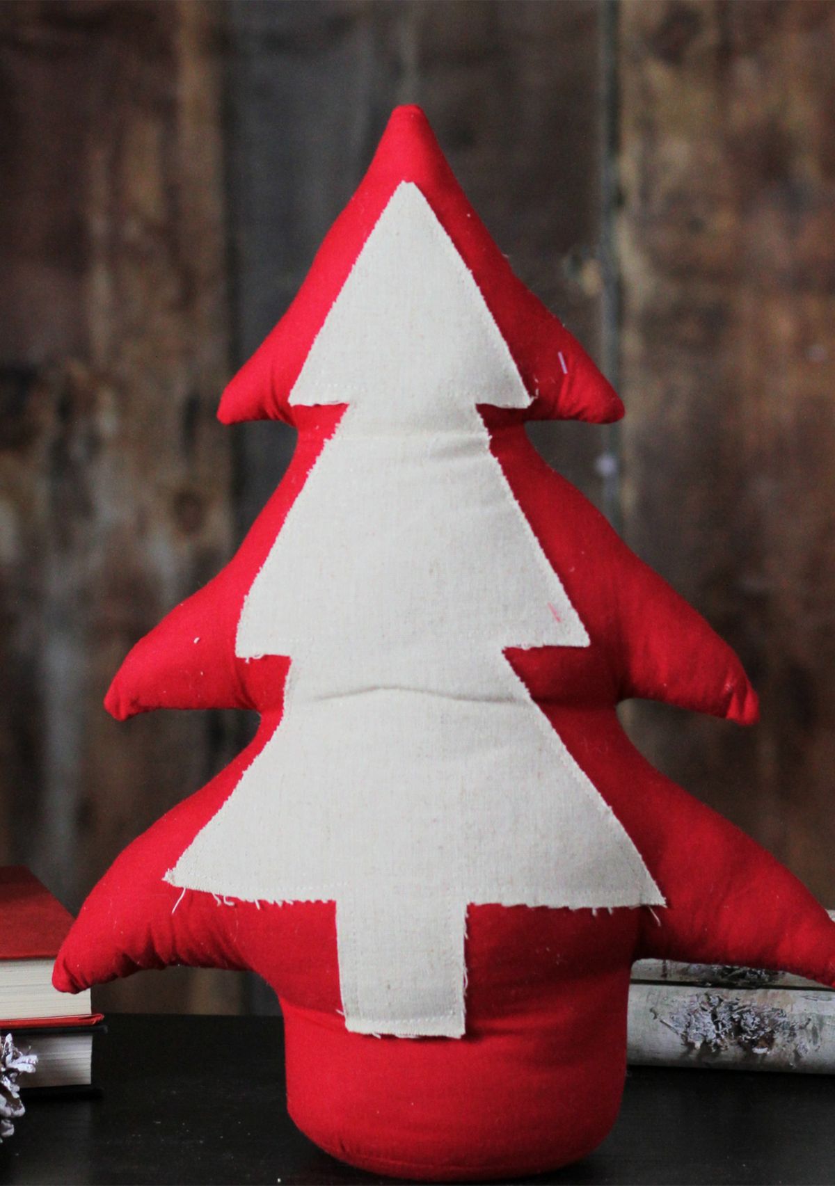 15Inch Red and White Contemporary Christmas Tree Tabletop Decor