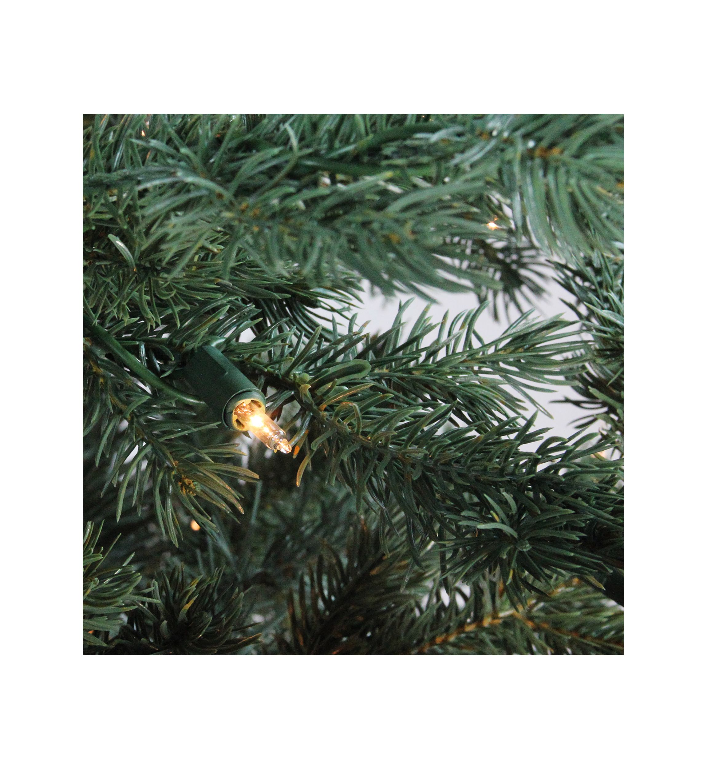 7.5 Pre-Lit Full Green Mountain Pine Artificial Christmas Tree - Clear Lights