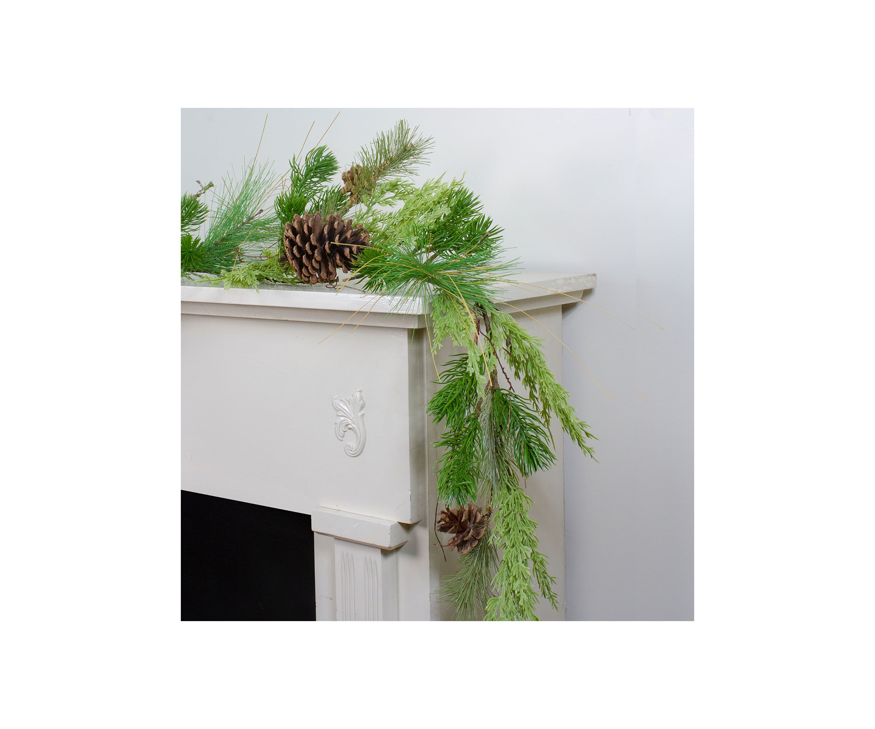 5 Mixed Pine with Pine Cones Artificial Christmas Garland - Unlit