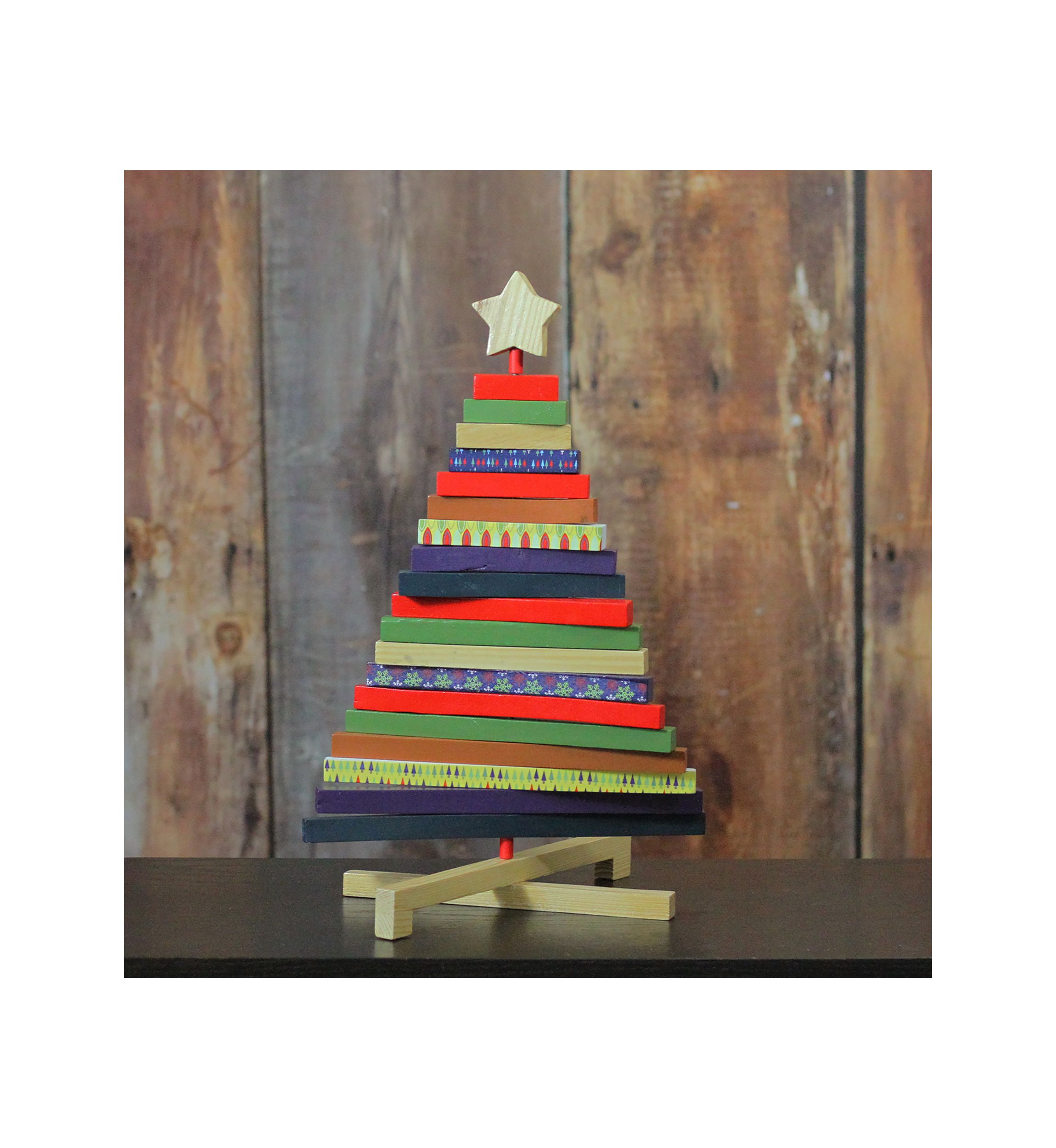 15.5Inch Beige and Red Adjustable Wooden Christmas Tree Tabletop Decor