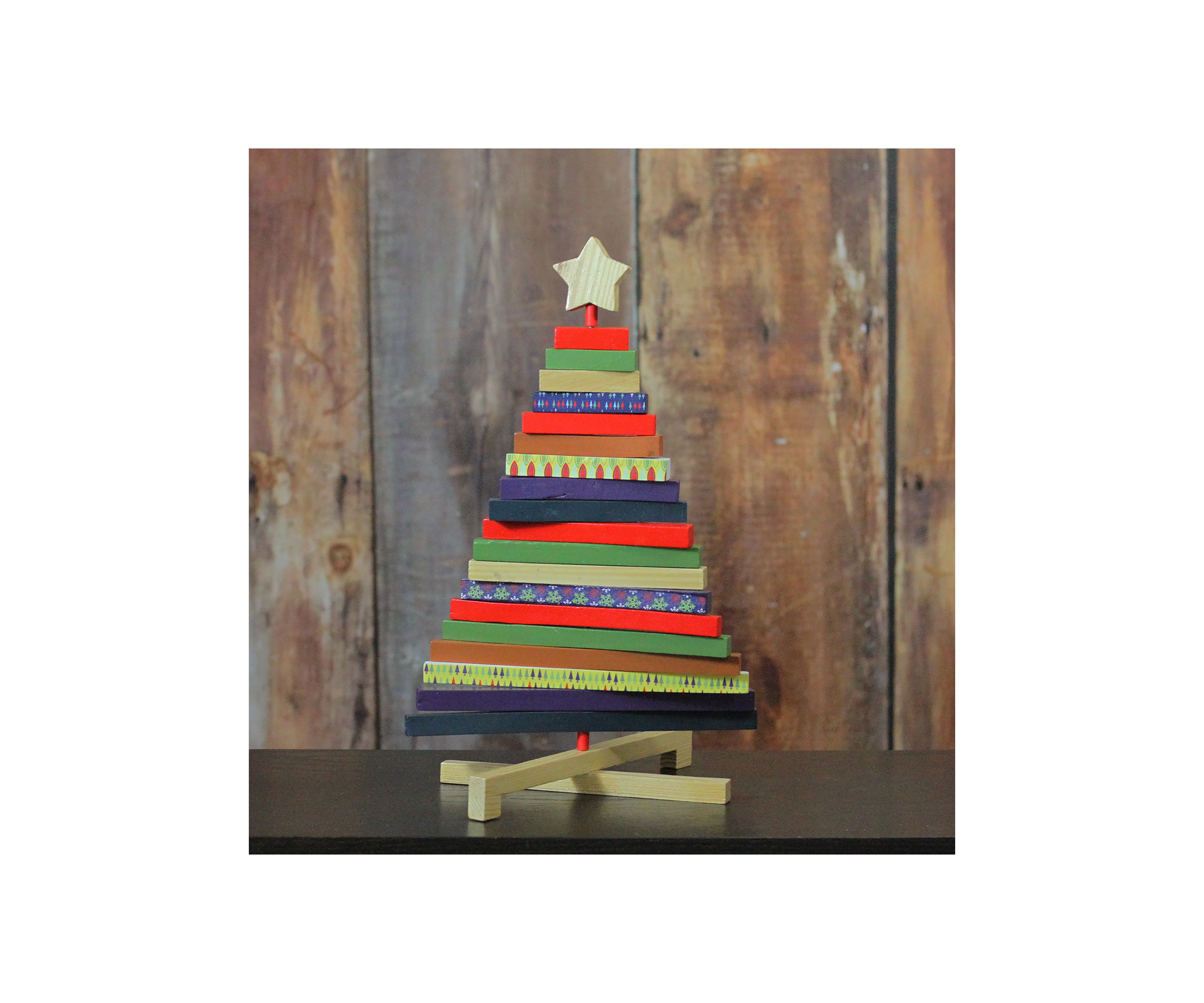 15.5Inch Beige and Red Adjustable Wooden Christmas Tree Tabletop Decor
