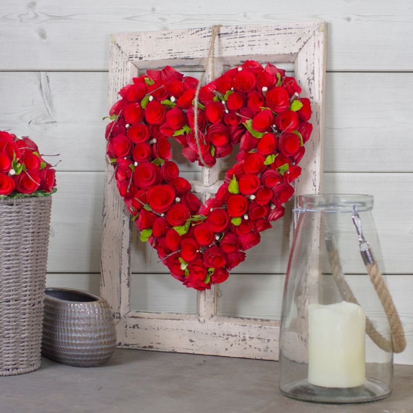 Red Wooden Rose Floral Heart Shaped Artificial Valentines Day Wreath  14-Inch
