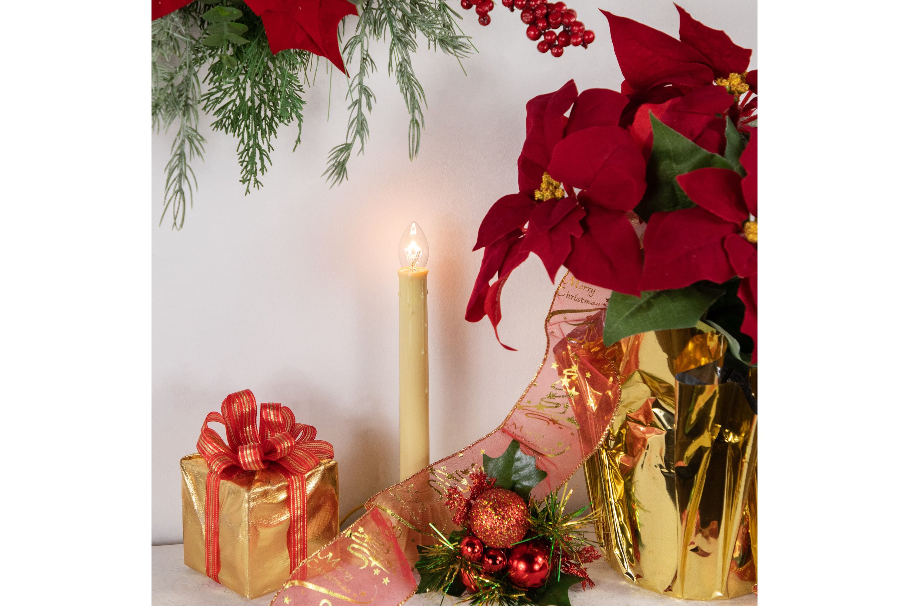 Ivory Single Light Christmas Candolier Candle Lamp - 9.5 Inch