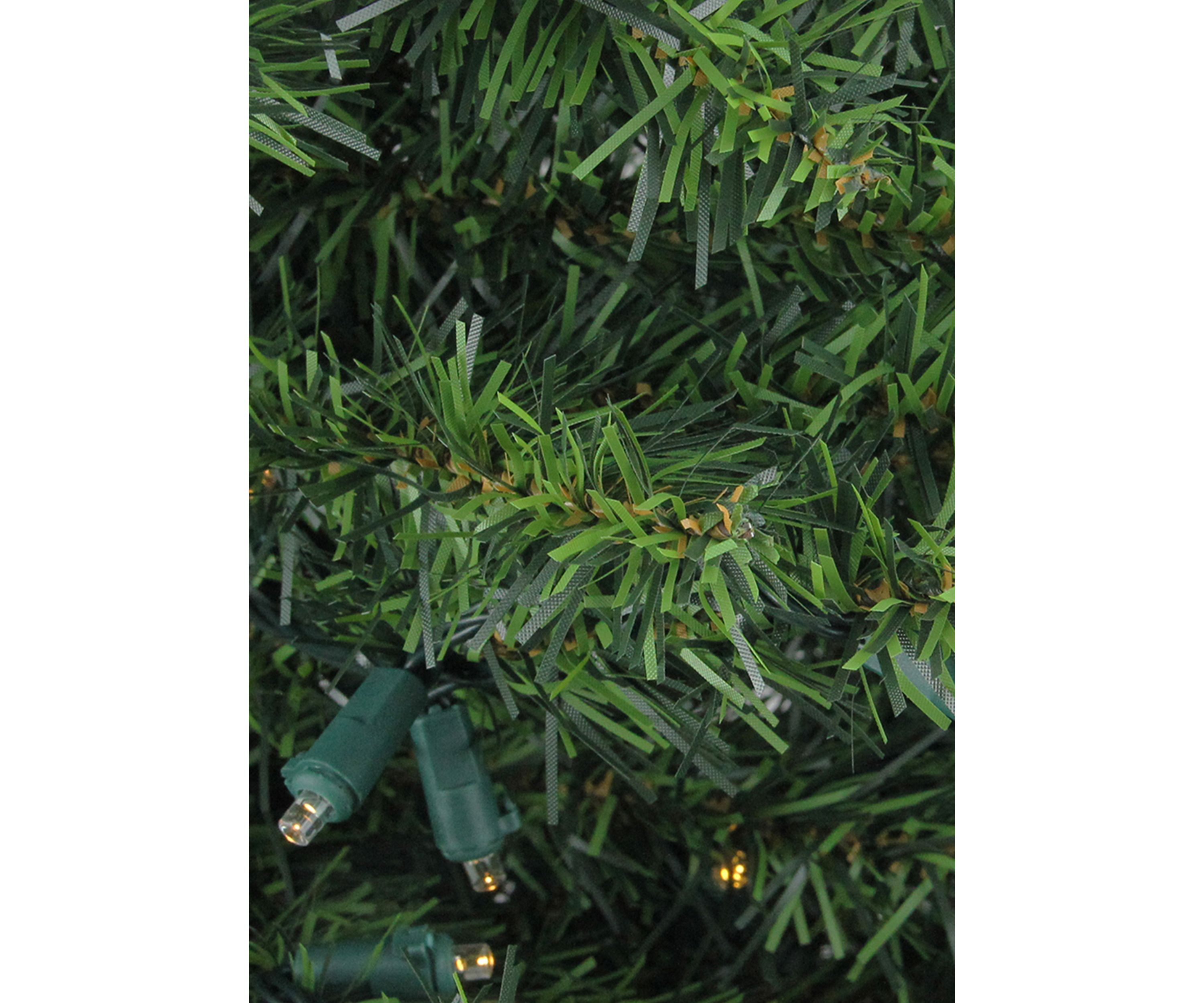 Pre-Lit Battery Operated Canadian Pine Artificial Christmas Wreath - 24-Inch  Clear Lights
