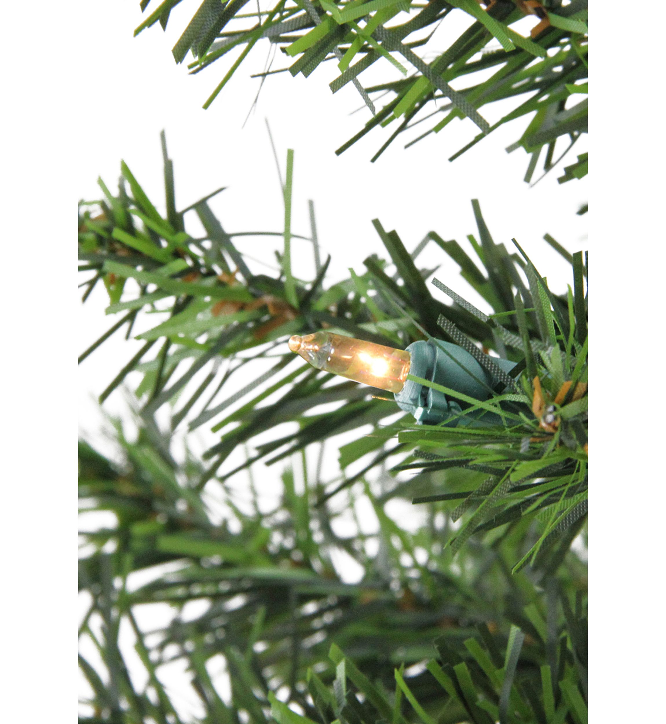 1.5 Pre-Lit Medium Canadian Pine Artificial Christmas Tree - Clear Lights
