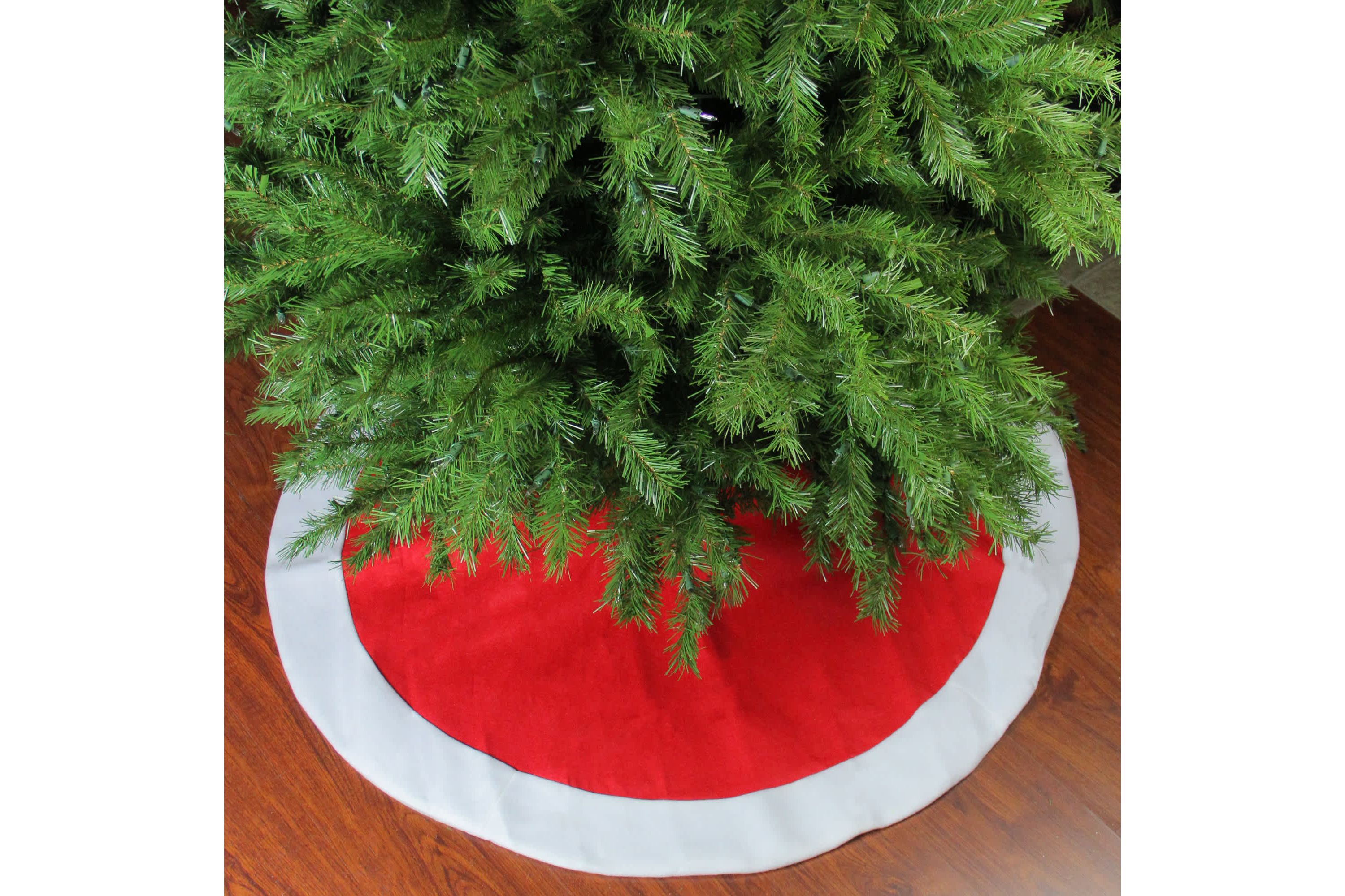 48" Red and White Traditional Christmas Tree Skirt with Border