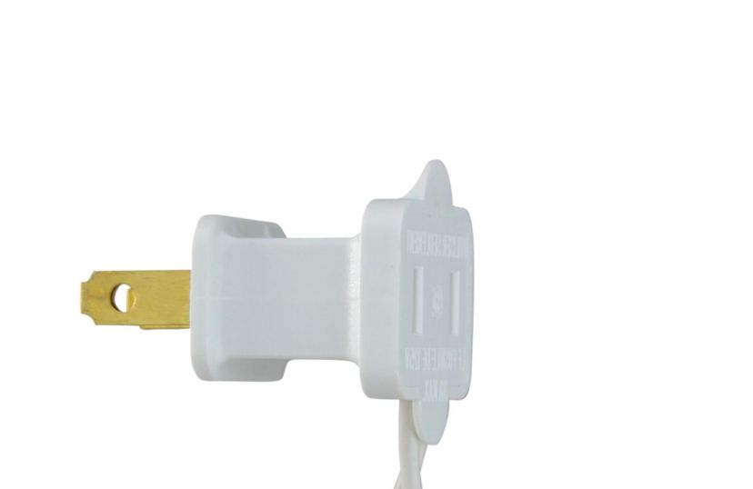 10-Count Frosted White G50 Globe Patio Light Set  9ft White Wire