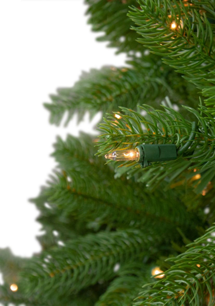 7.5 Pre-Lit Palisades Fir Artificial Christmas Tree - Clear Lights