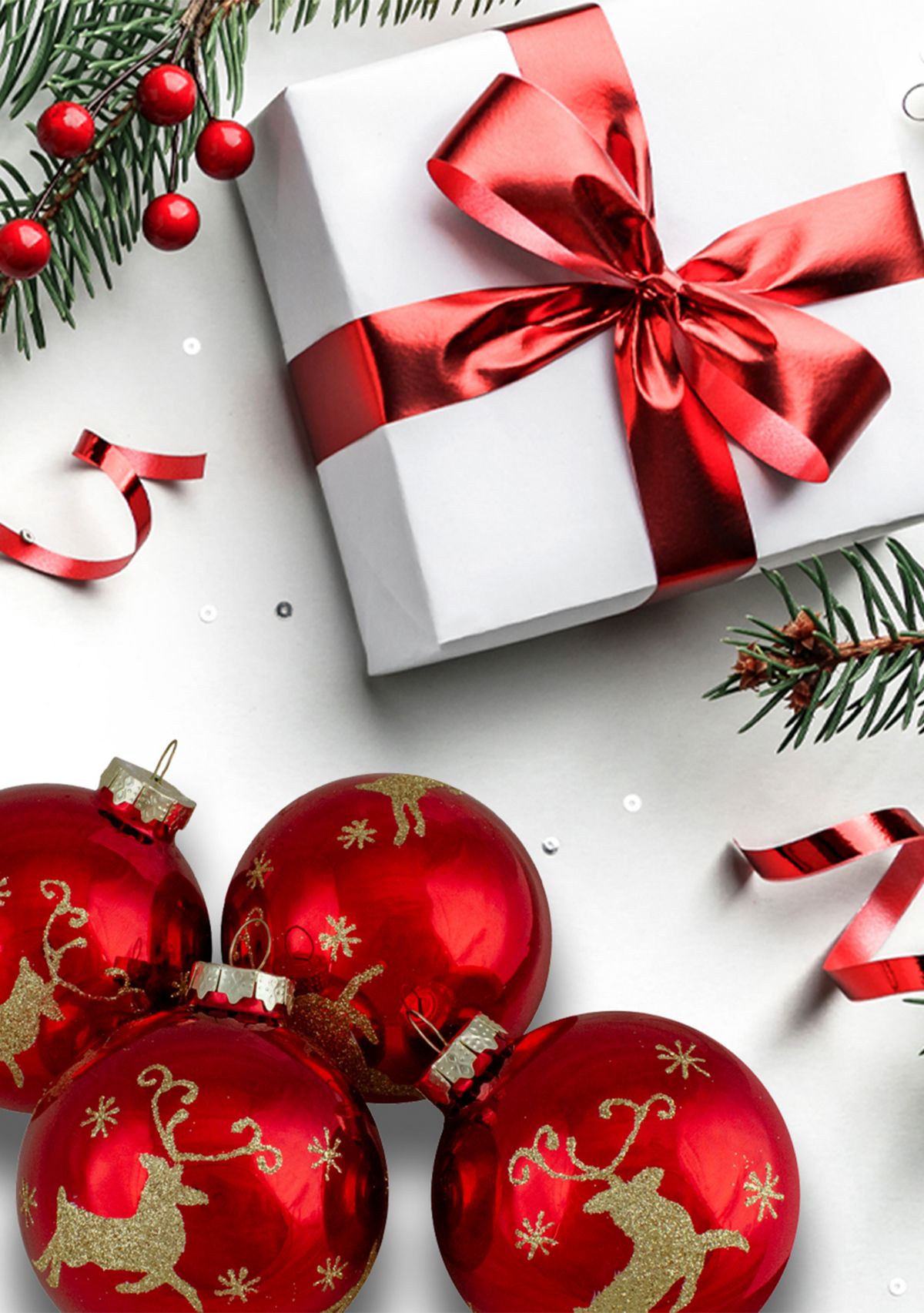 Set of 4 Red and Gold Deer Glass Ball Christmas Ornaments 3.25-Inch (80mm)