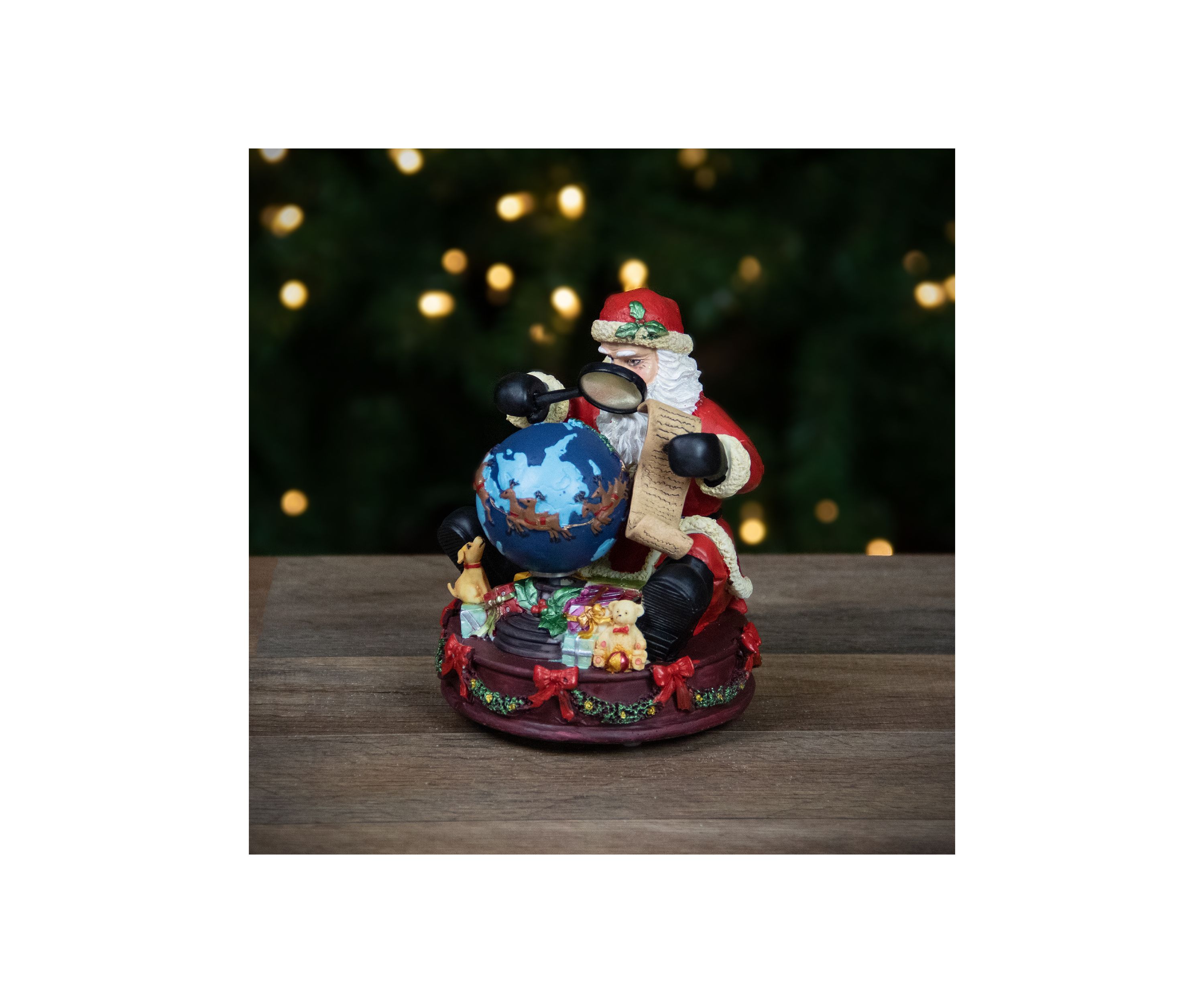 5.75Inch Musical Santa Claus Checking His List Christmas Figure