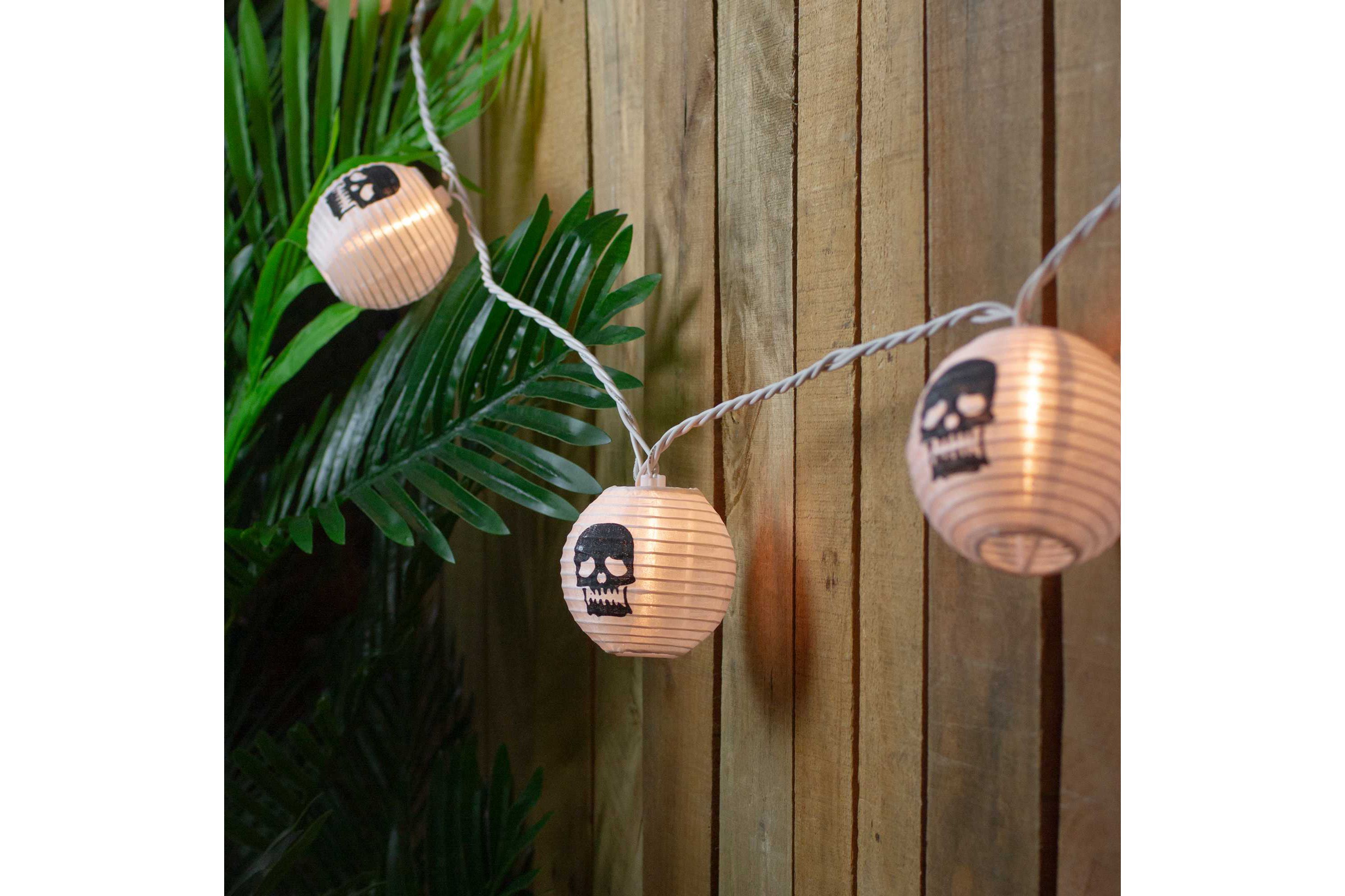 10-Count White and Black Skull Paper Lantern Halloween Lights  8.5ft White Wire