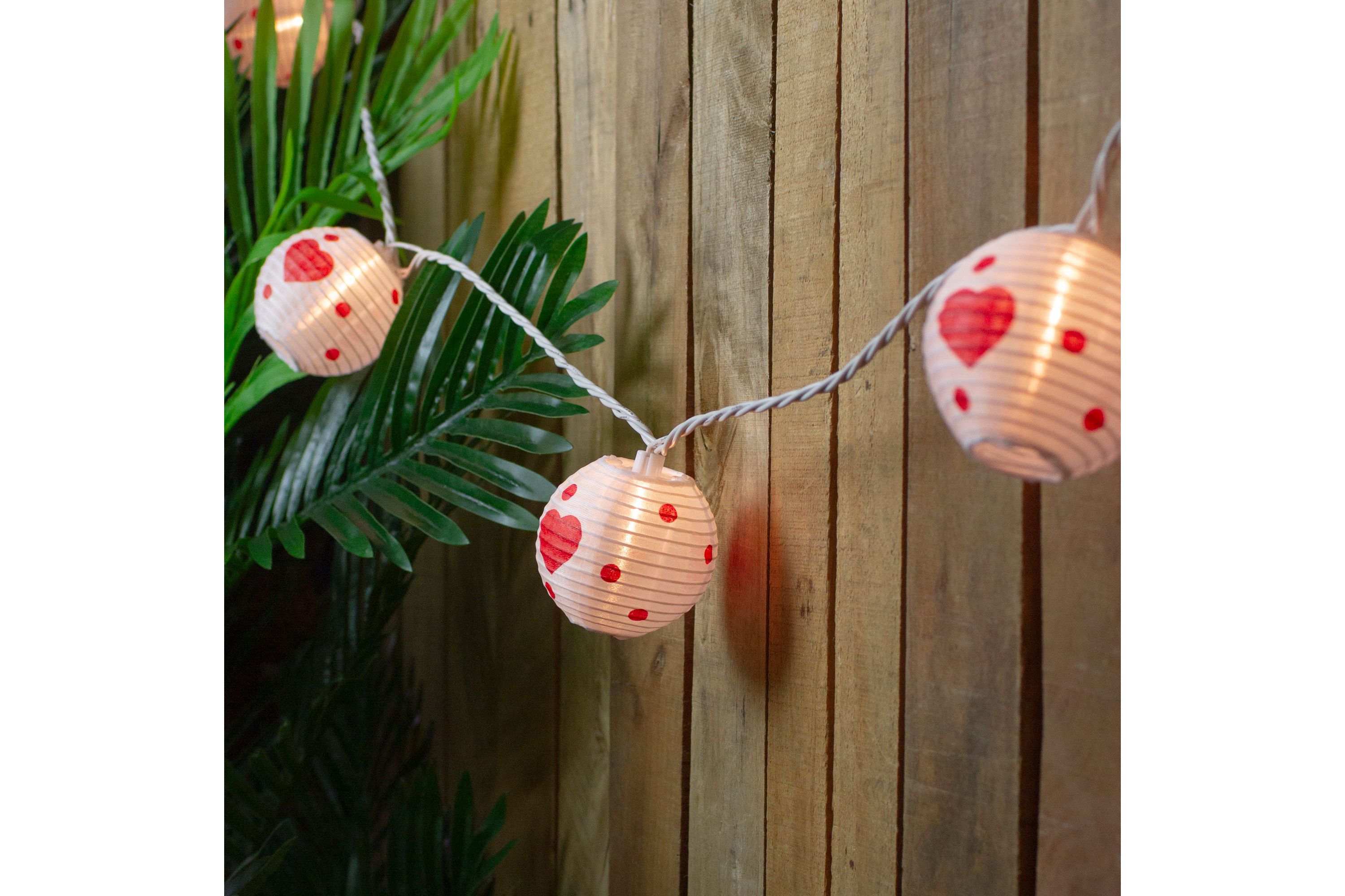 10-Count White and Red Heart Paper Lantern Valentines Day Lights  8.5ft White Wire