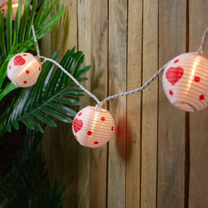 10-Count White and Red Heart Paper Lantern Valentines Day Lights  8.5ft White Wire