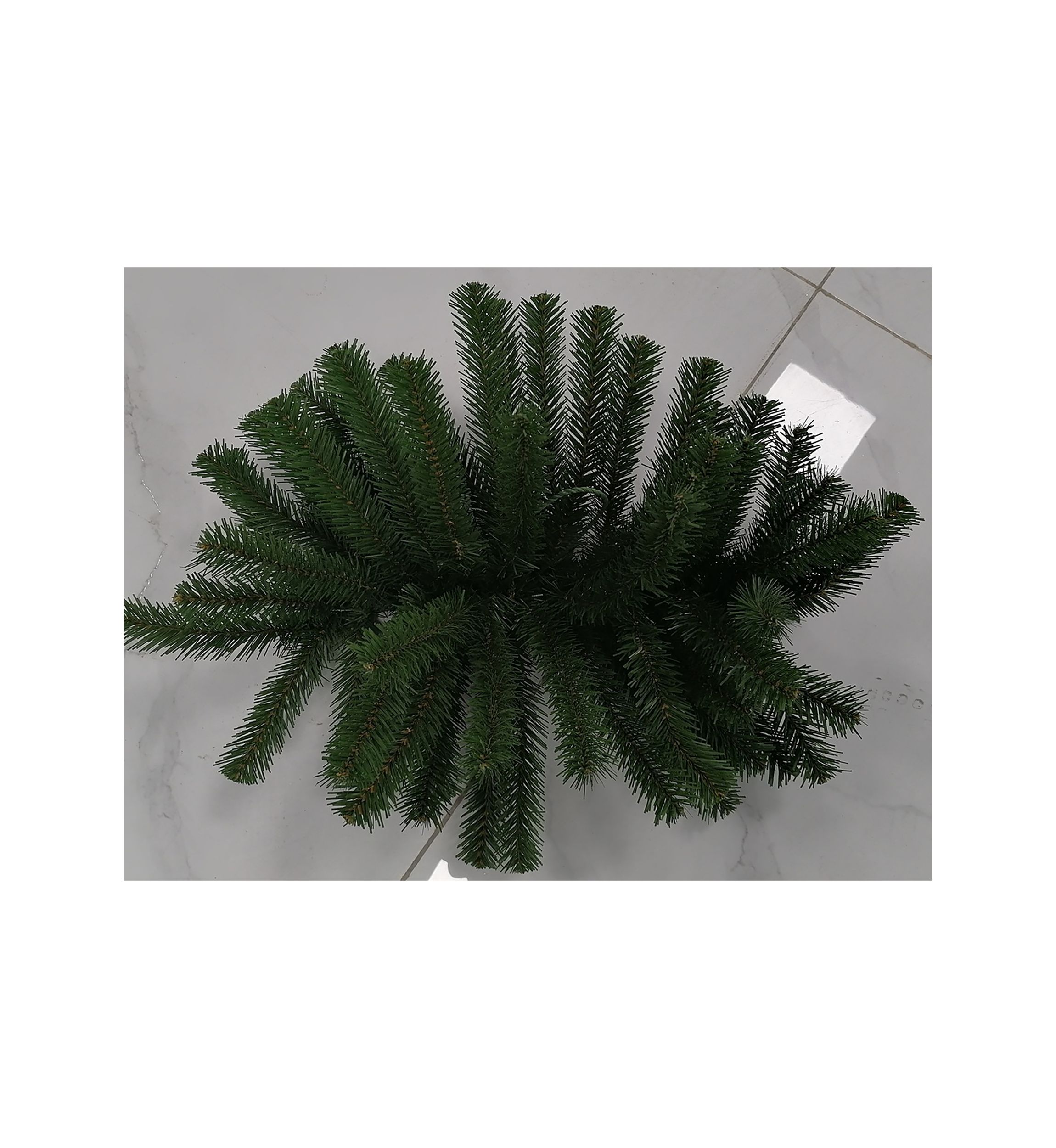 28Inch Deluxe Dorchester Pine Artificial Christmas Swag  Unlit
