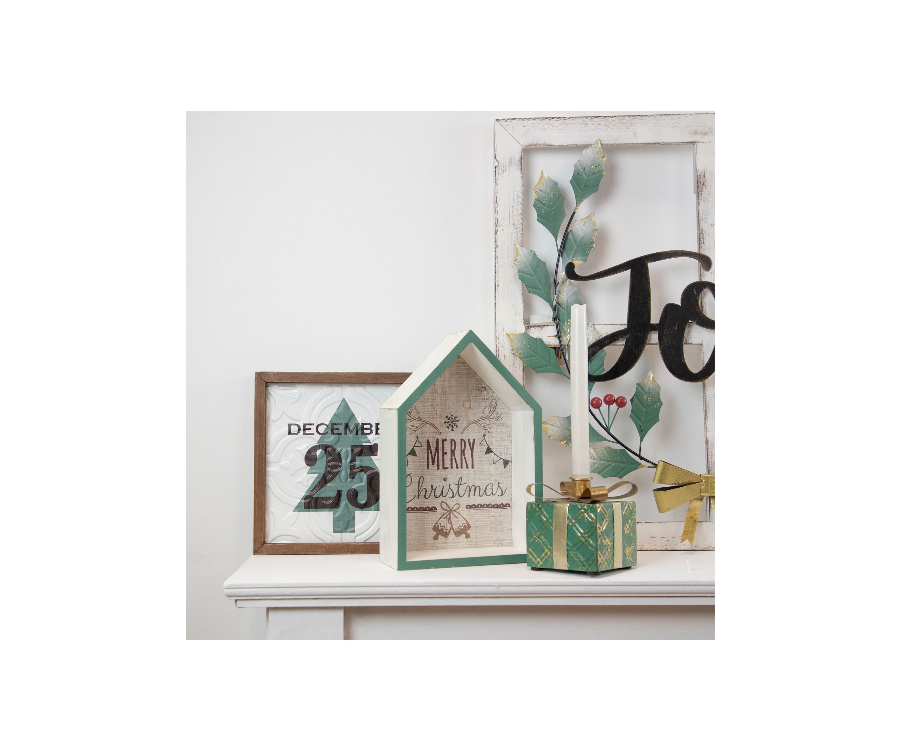 4.5Inch Green Metal Gift Box Christmas Taper Candle Holder