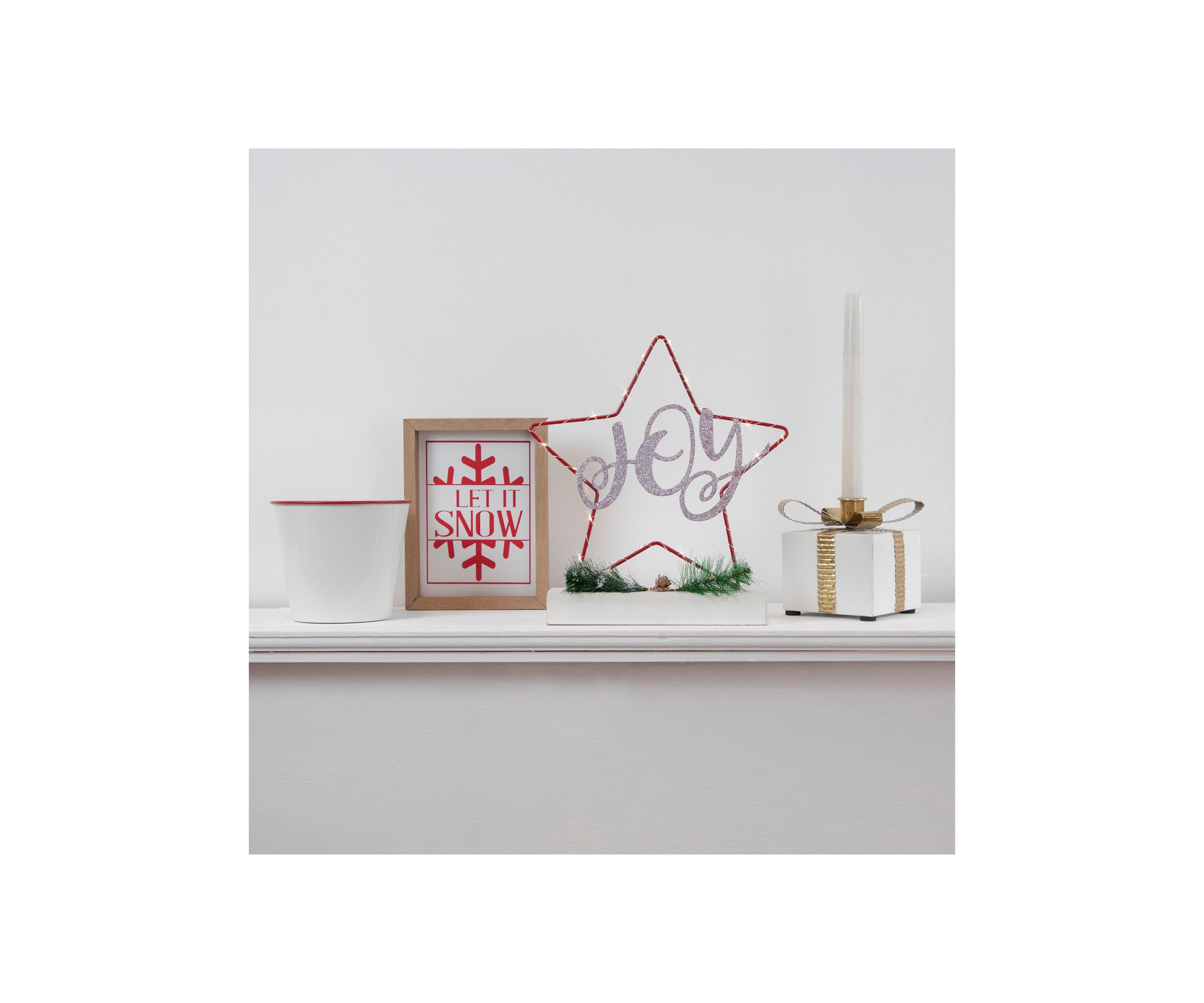 4.5Inch White Metal Gift Box Christmas Taper Candle Holder