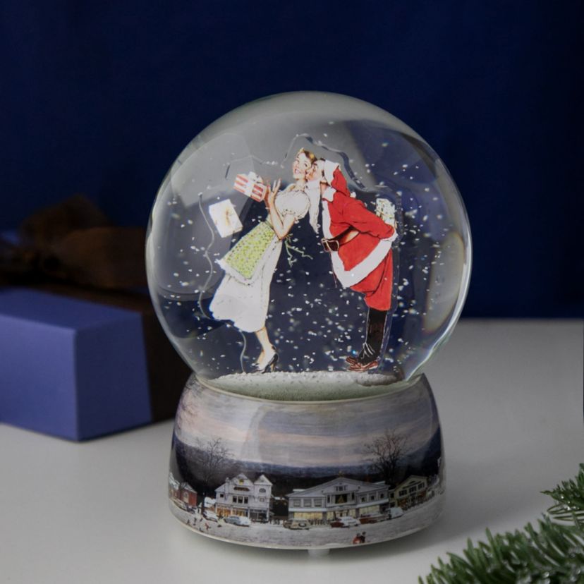 6.5inch Norman Rockwell Christmas Surprise Snow Globe
