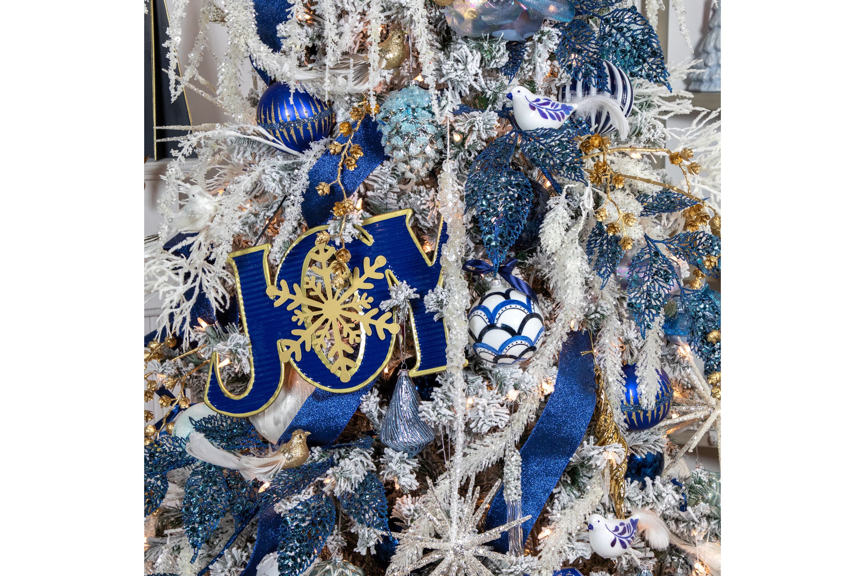 6.5inch White and Blue Bird Glass Christmas Ornament