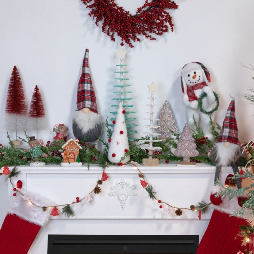 6.5ft Pre-Lit Tree Stars and Pine Christmas Garland Warm White LED Lights