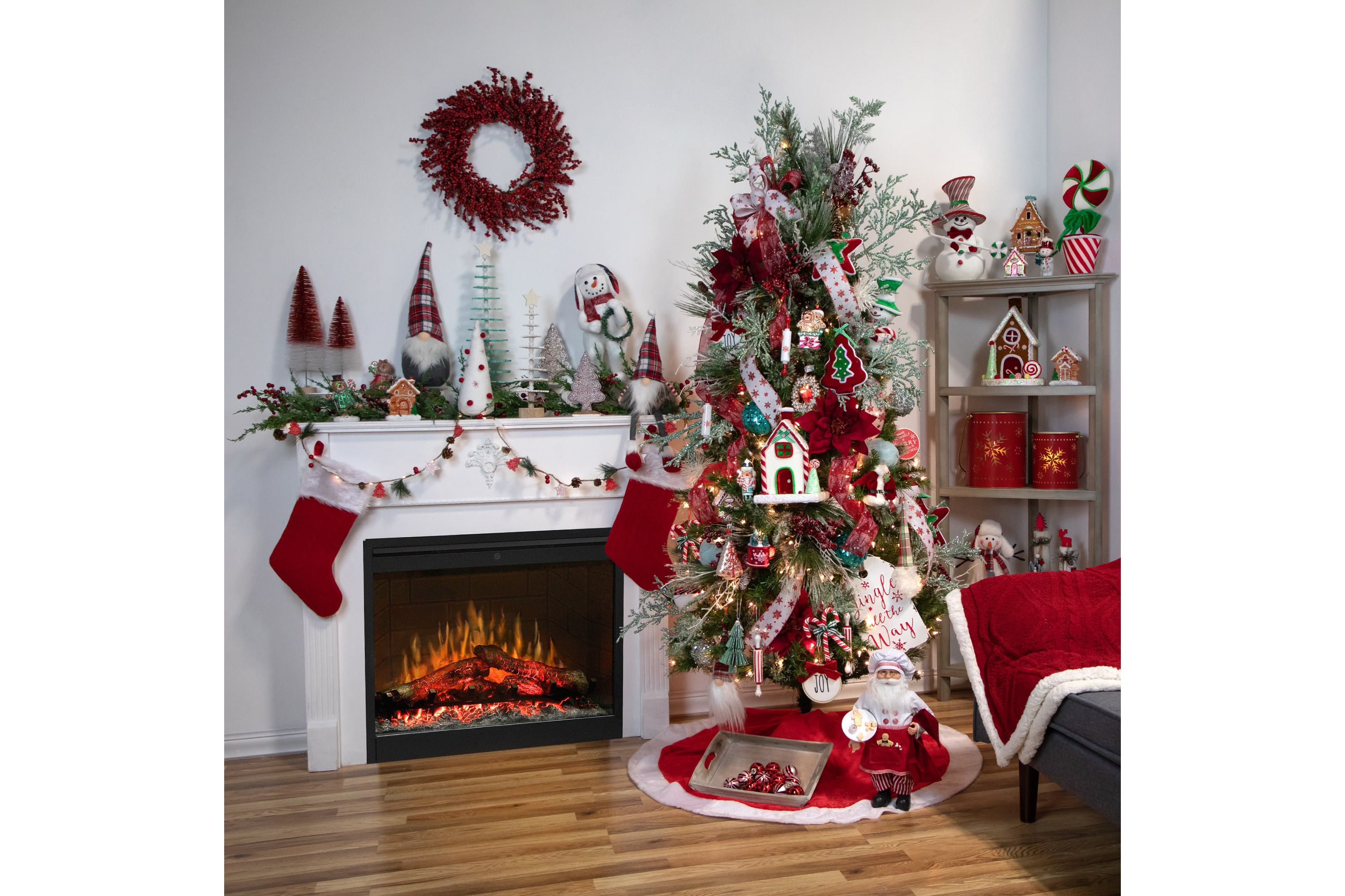 6.5ft Pre-Lit Tree Stars and Pine Christmas Garland Warm White LED Lights